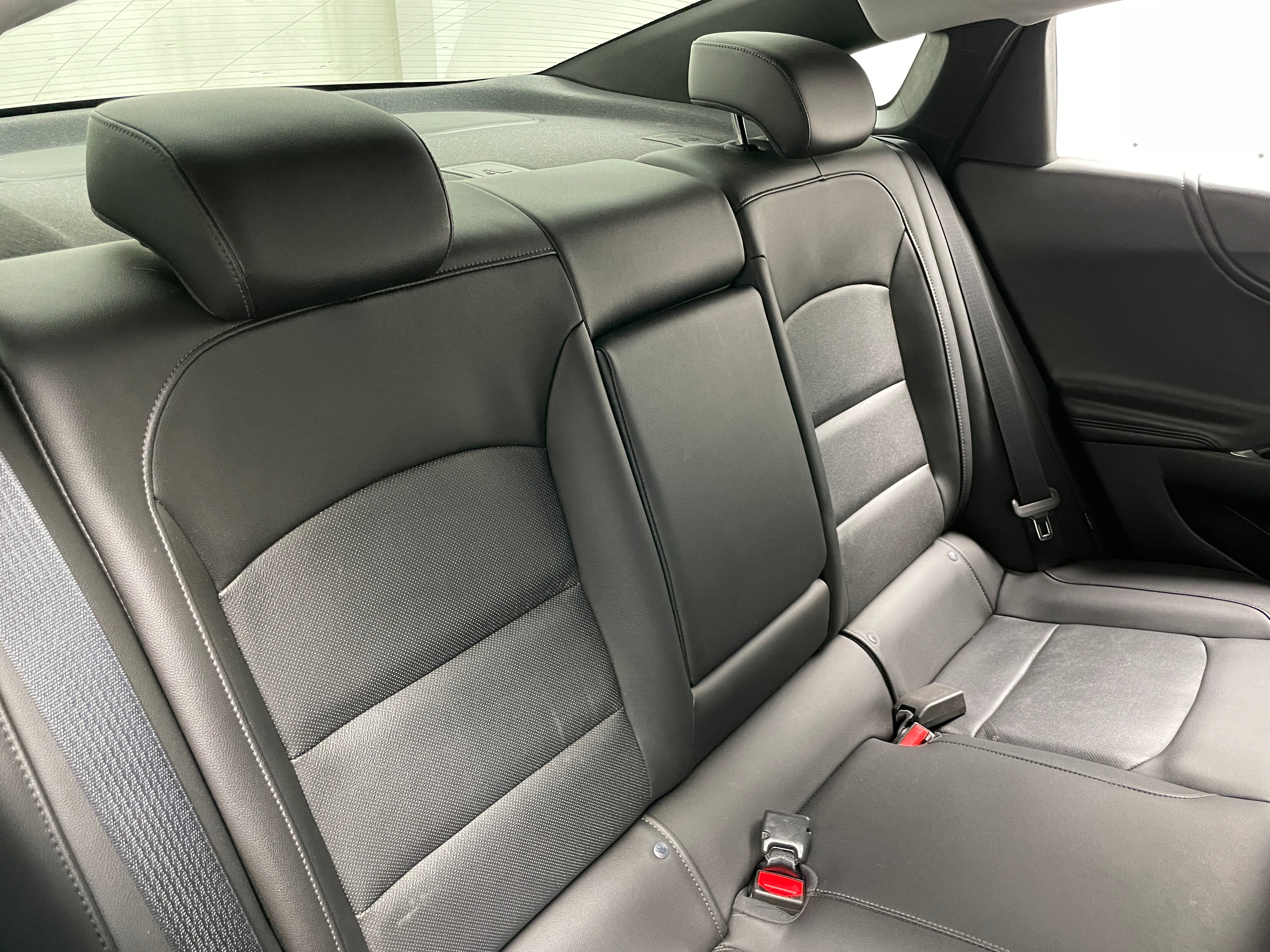 2016 Chevrolet Malibu Premier 5