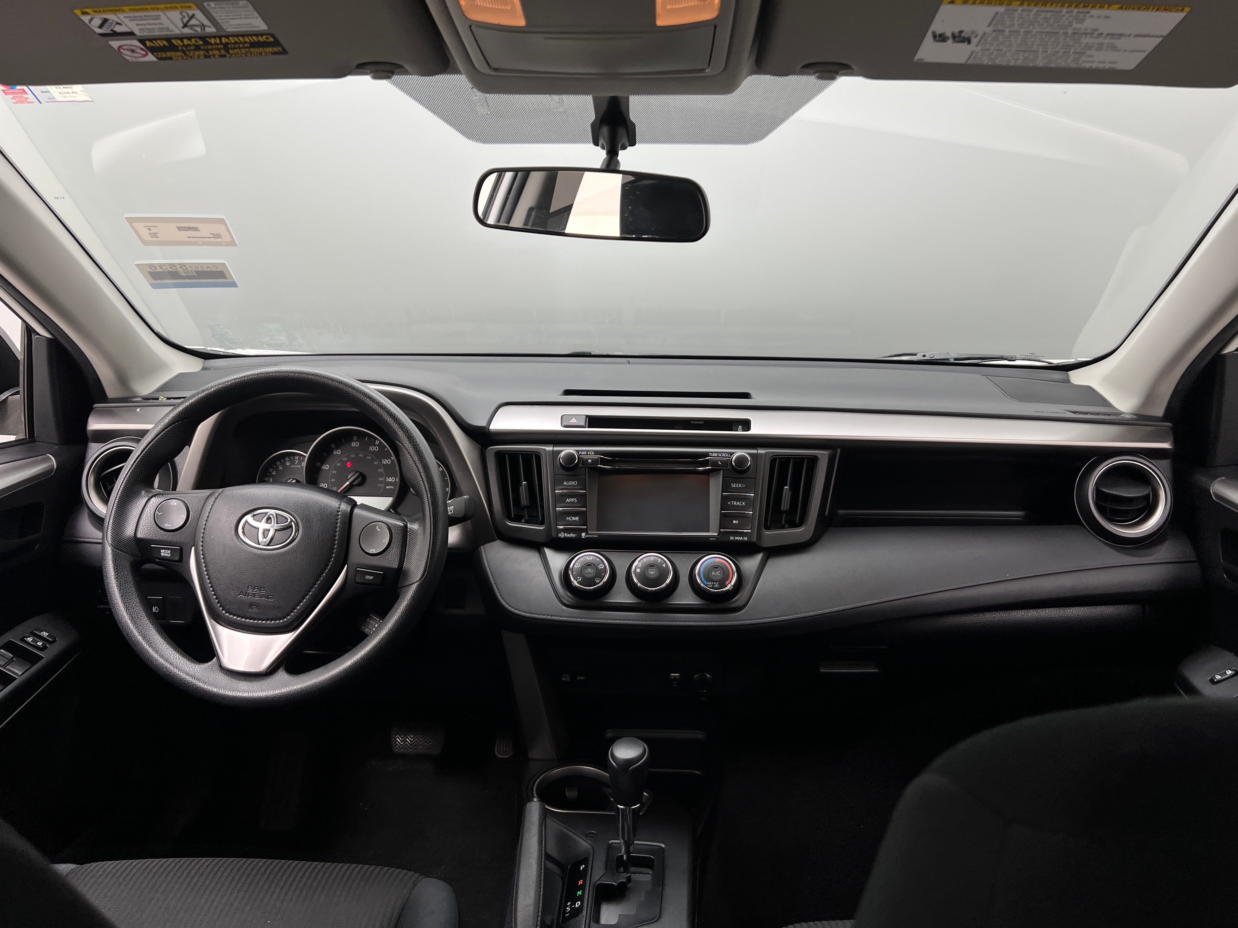 2016 Toyota RAV4 LE 3
