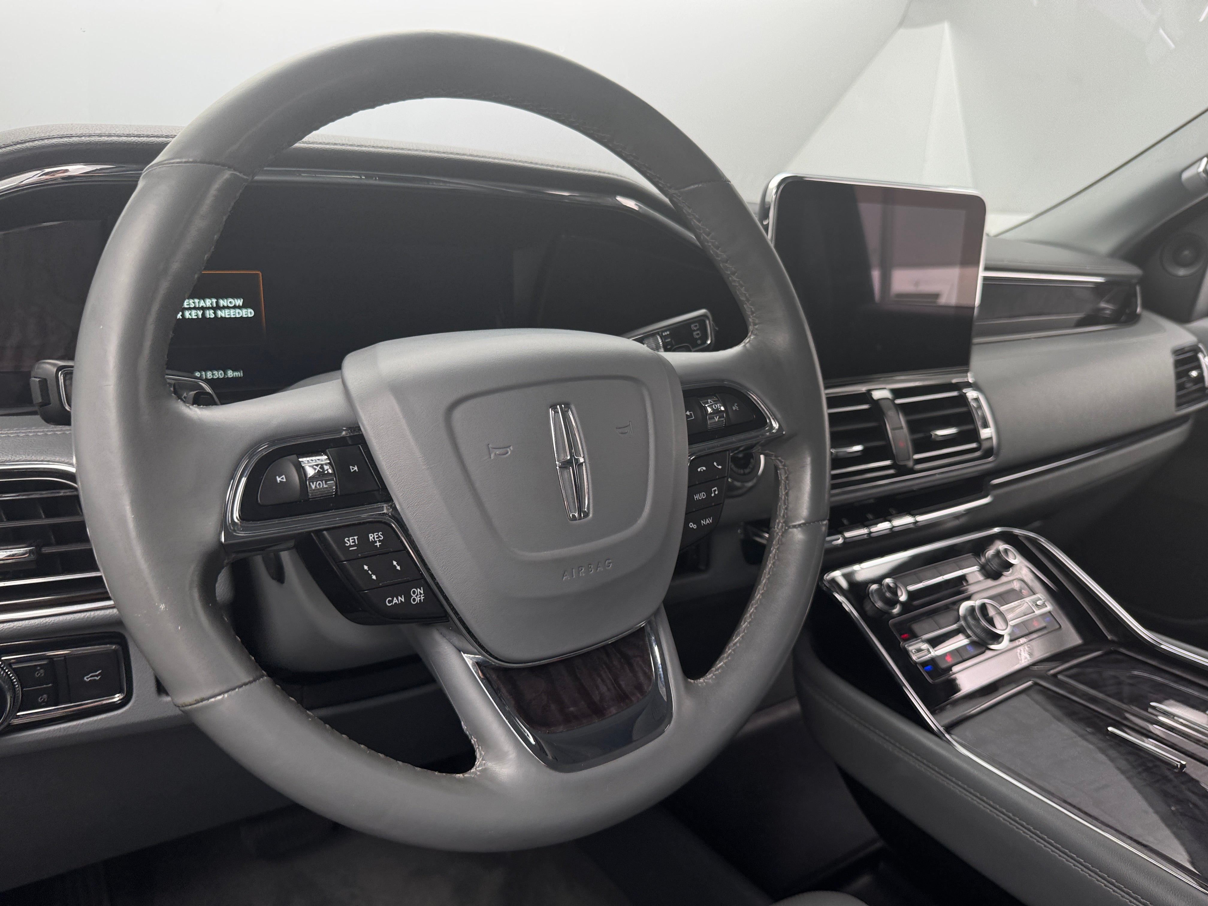 2019 Lincoln Navigator L Reserve 4
