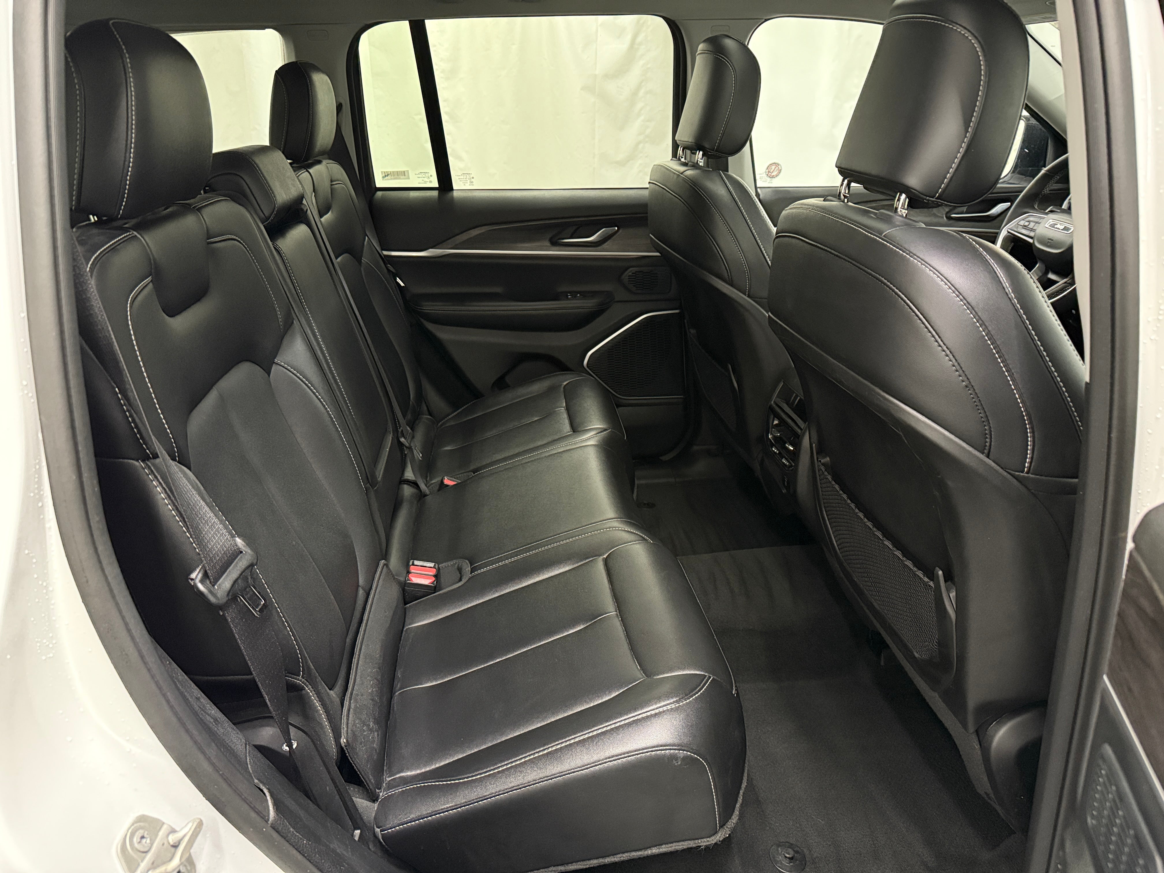 2023 Jeep Grand Cherokee SE 5