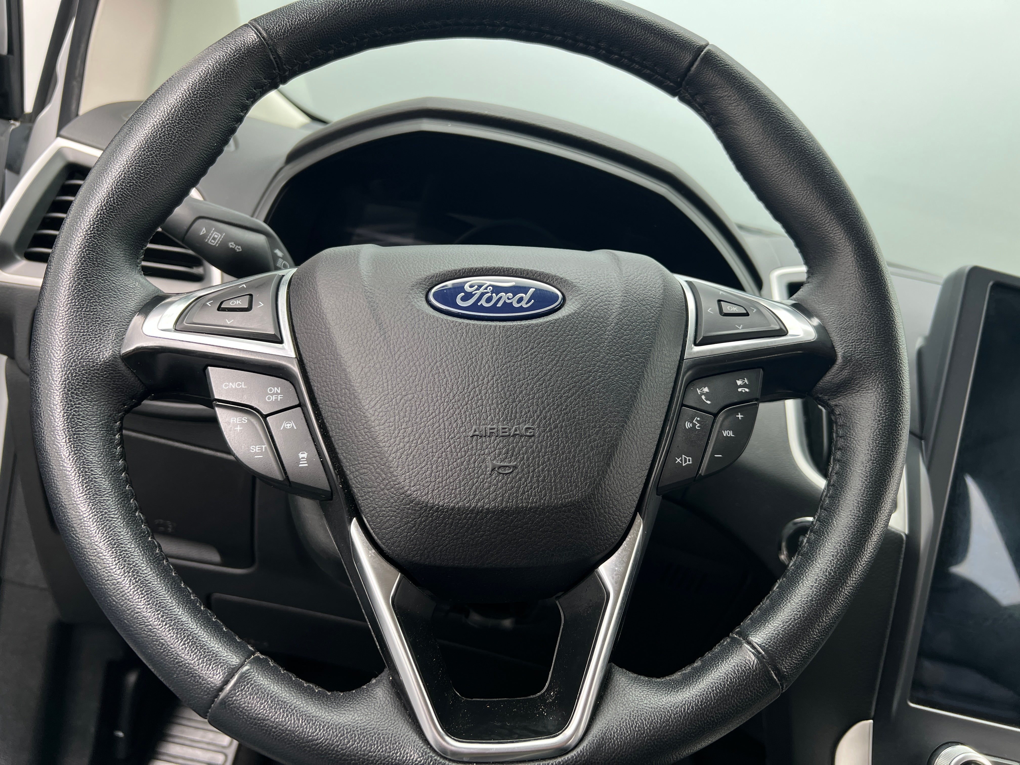 2023 Ford Edge SEL 4