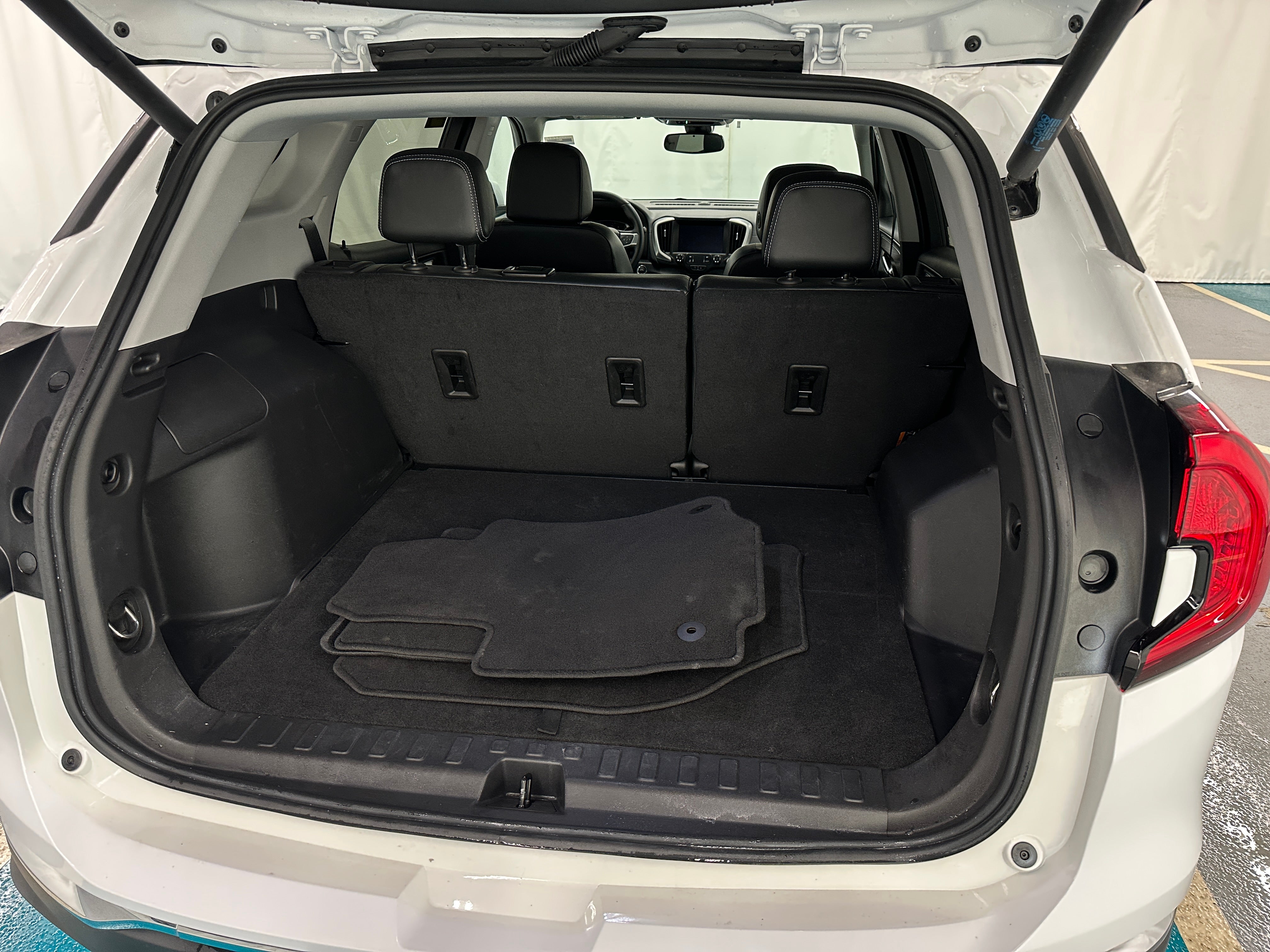 2024 GMC Terrain SLT 6