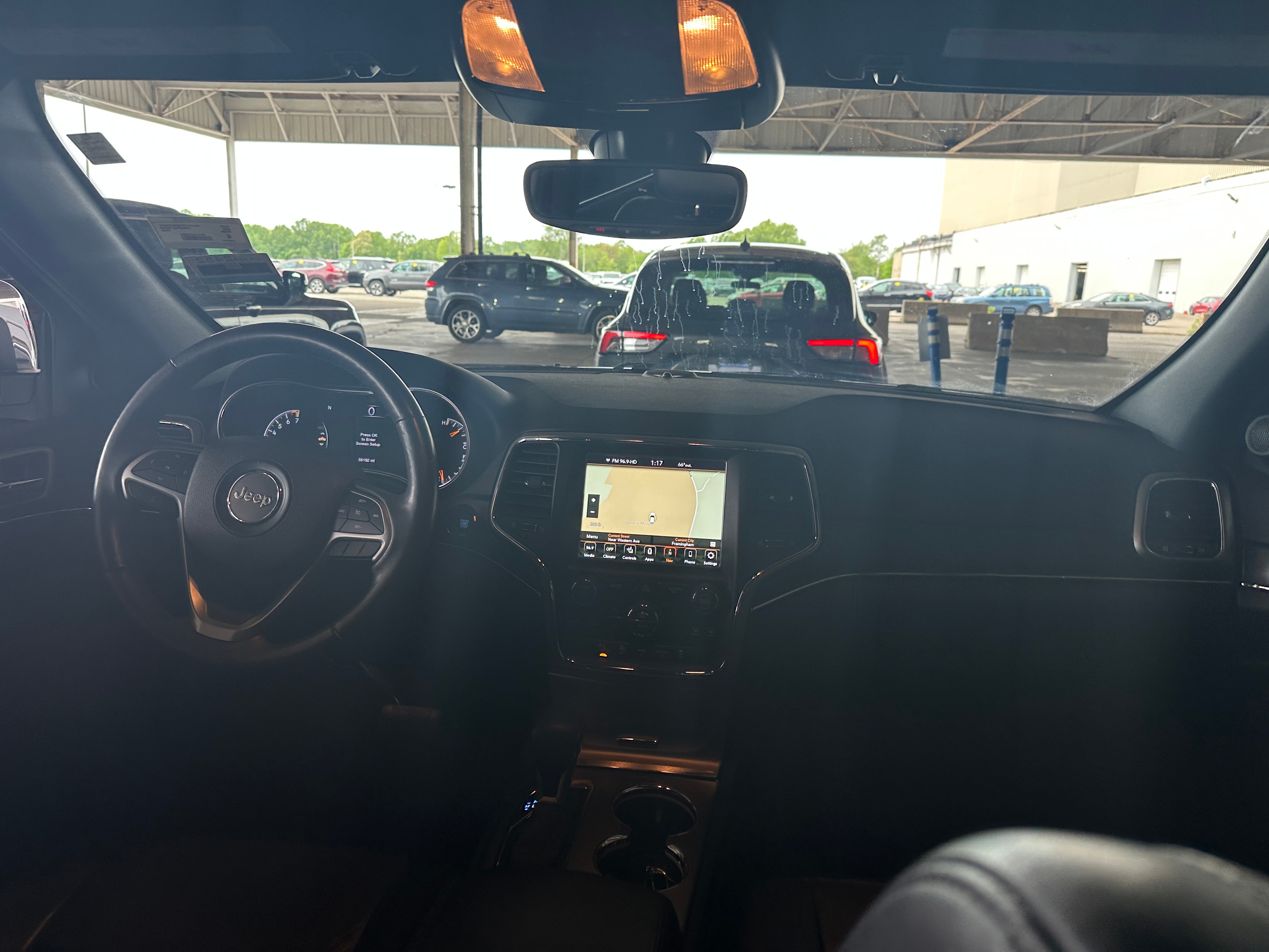 2018 Jeep Grand Cherokee Limited Edition 2