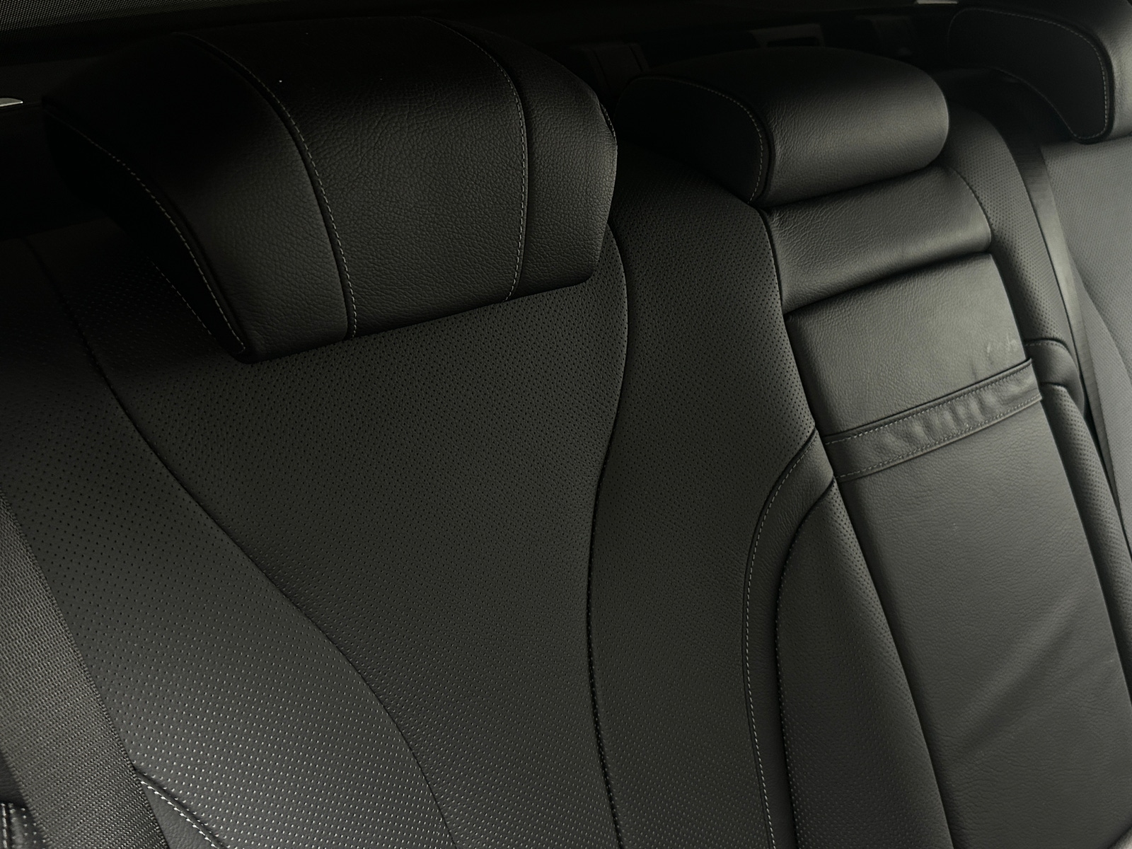 Thumbnail: 2014 Mercedes-Benz S-Class - 5
