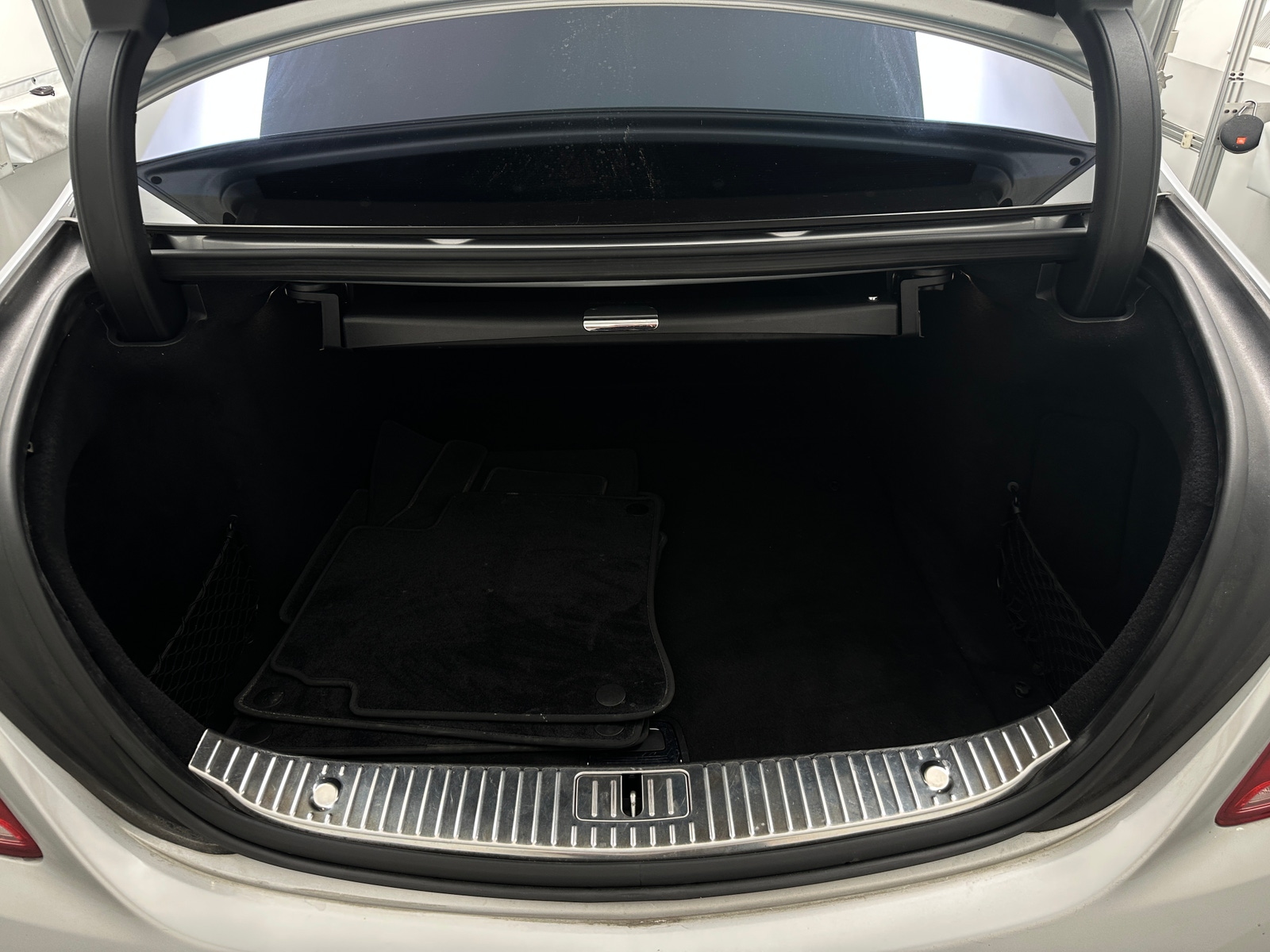 Thumbnail: 2014 Mercedes-Benz S-Class - 6