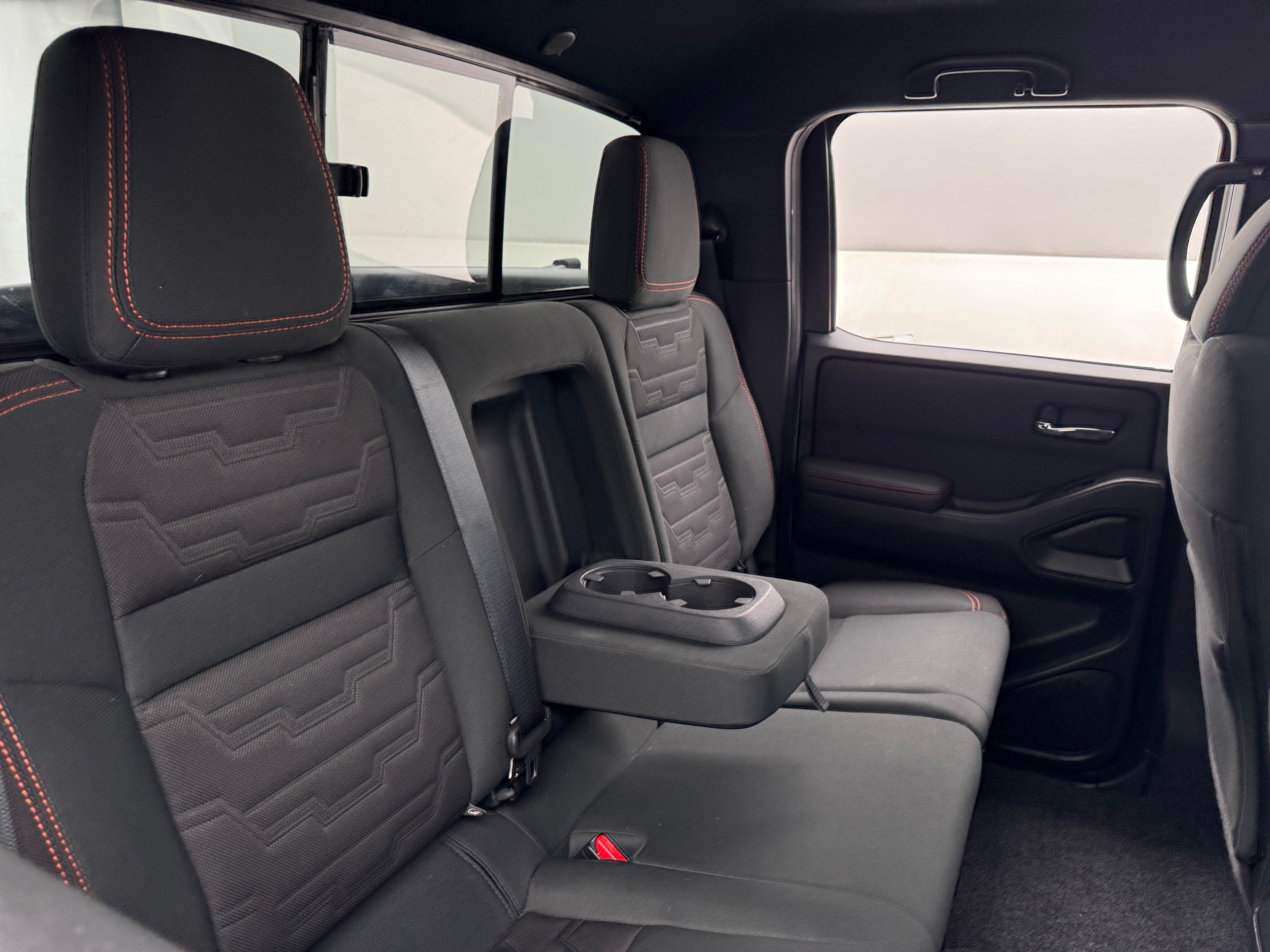 2022 Nissan Frontier PRO-X 6