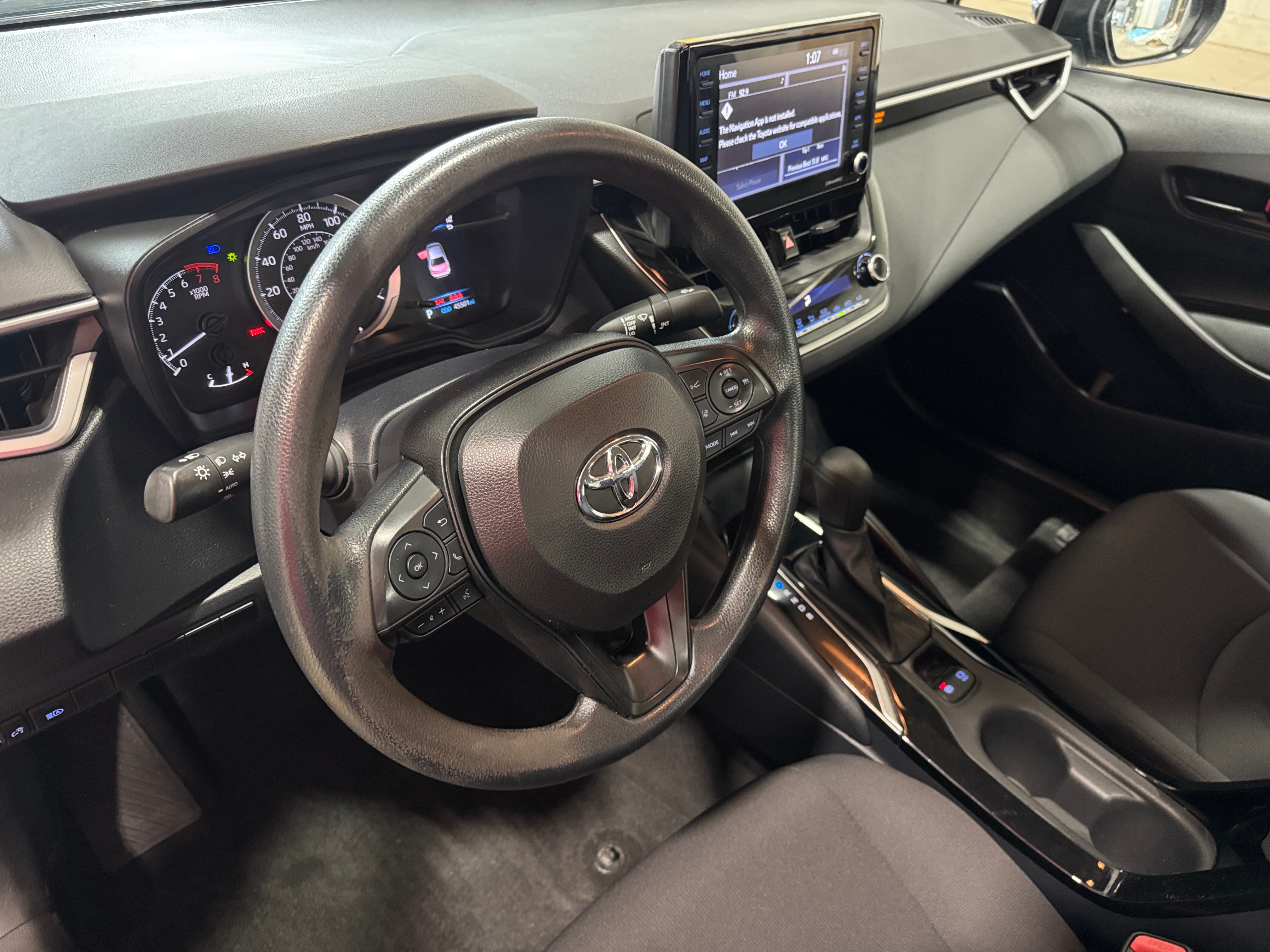 2022 Toyota Corolla LE 3