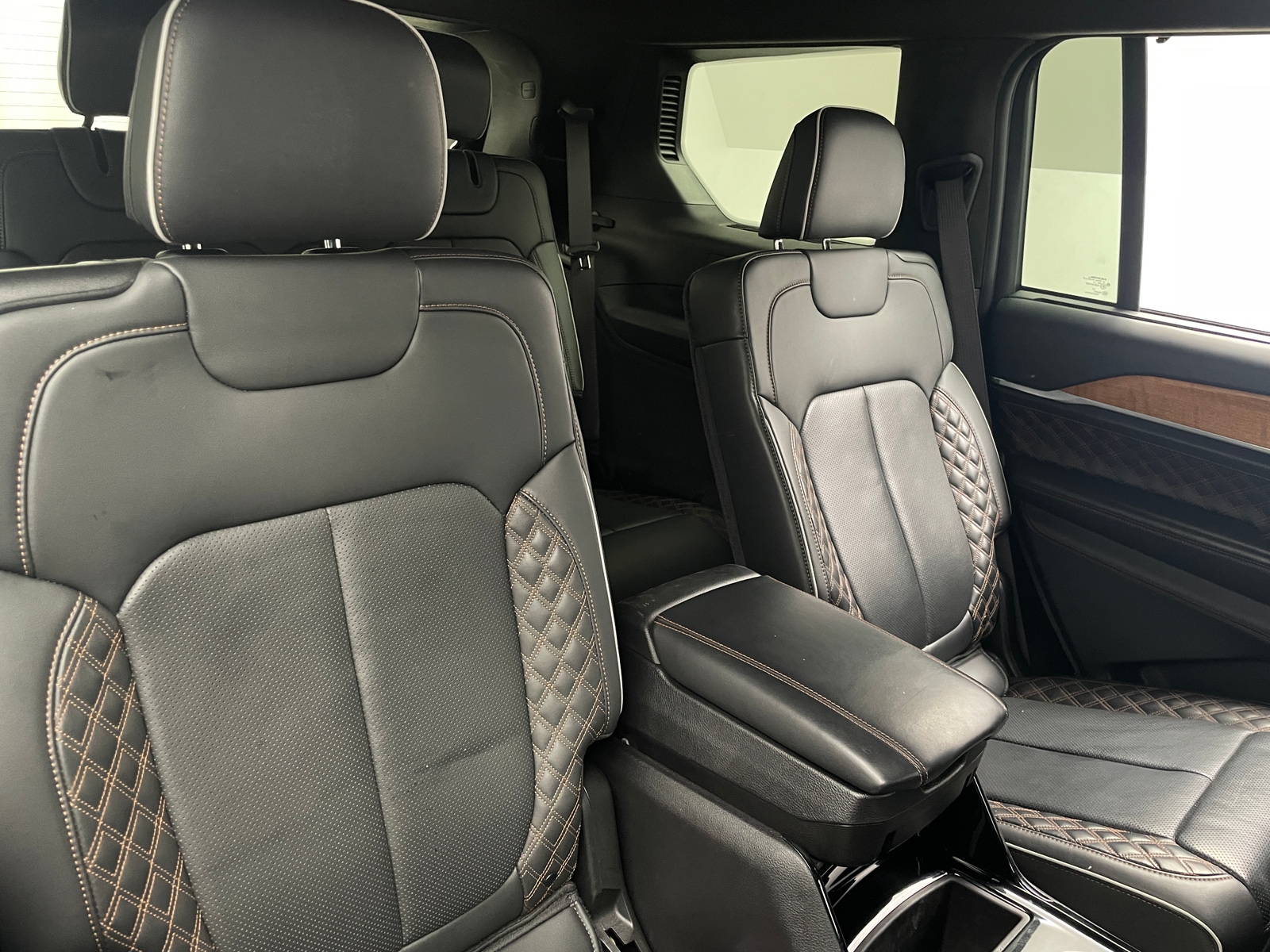 Thumbnail: 2022 Jeep Grand Cherokee L - 5