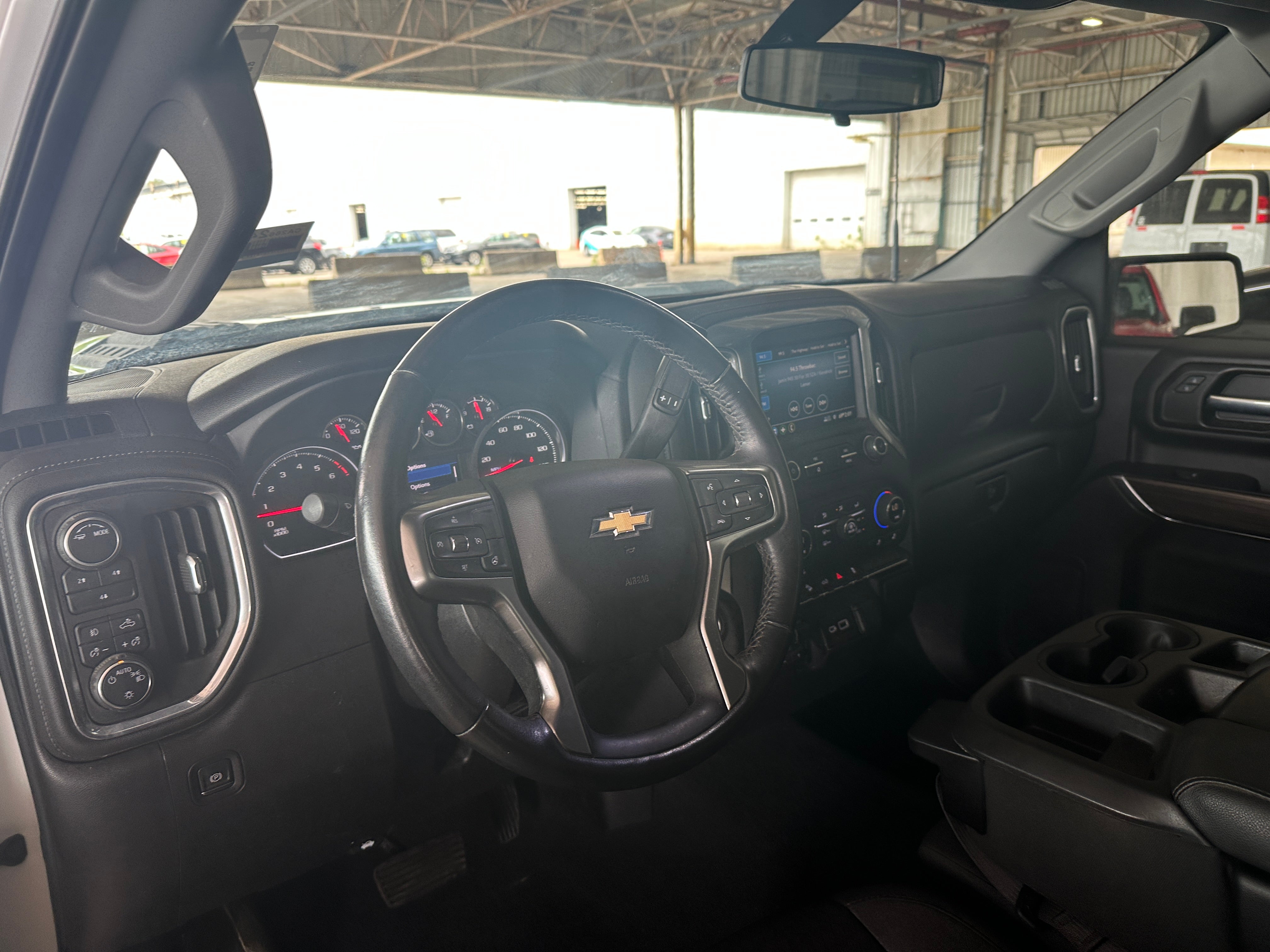 2022 Chevrolet Silverado 2500 LT 3