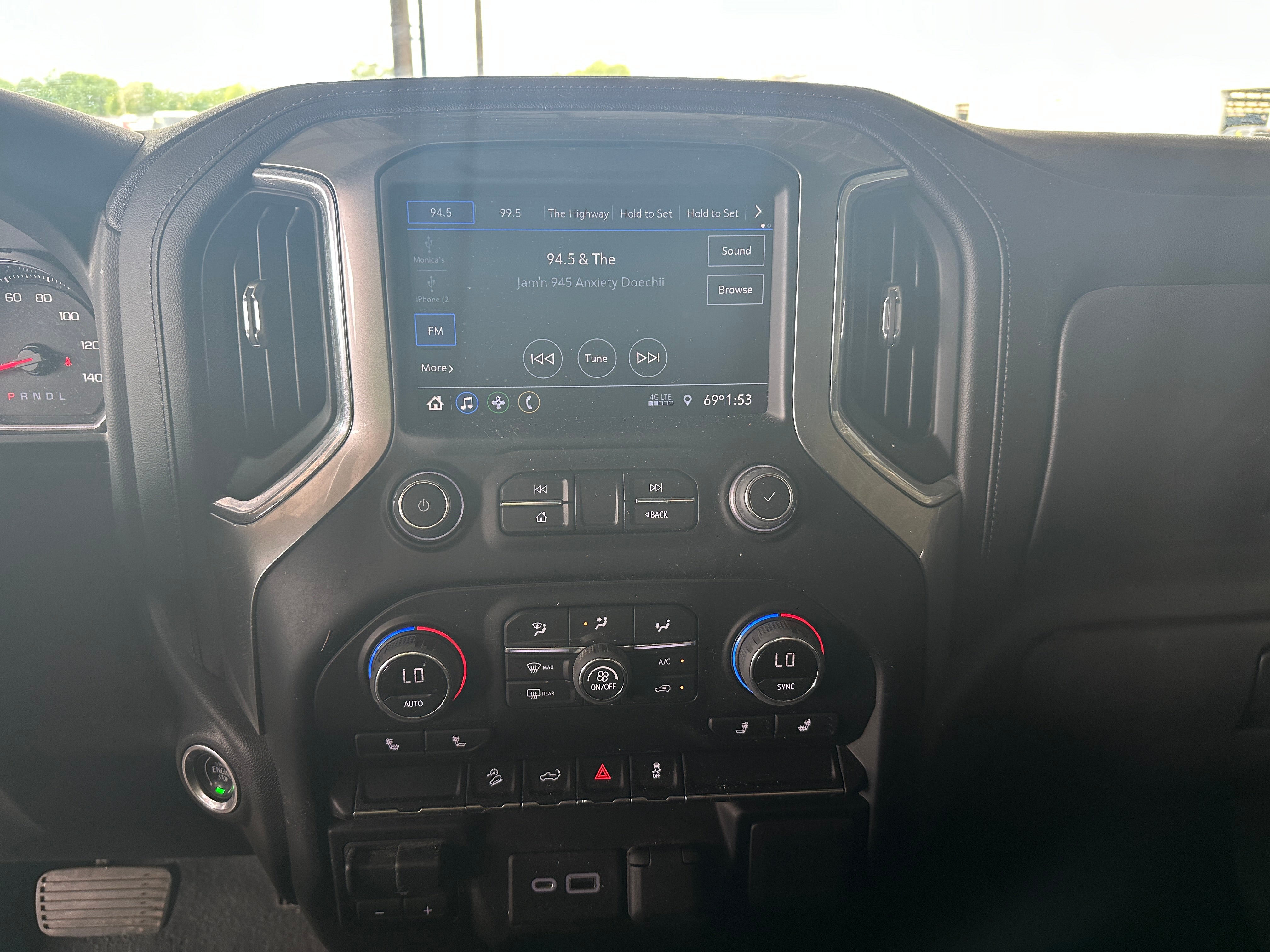 2022 Chevrolet Silverado 2500 LT 4