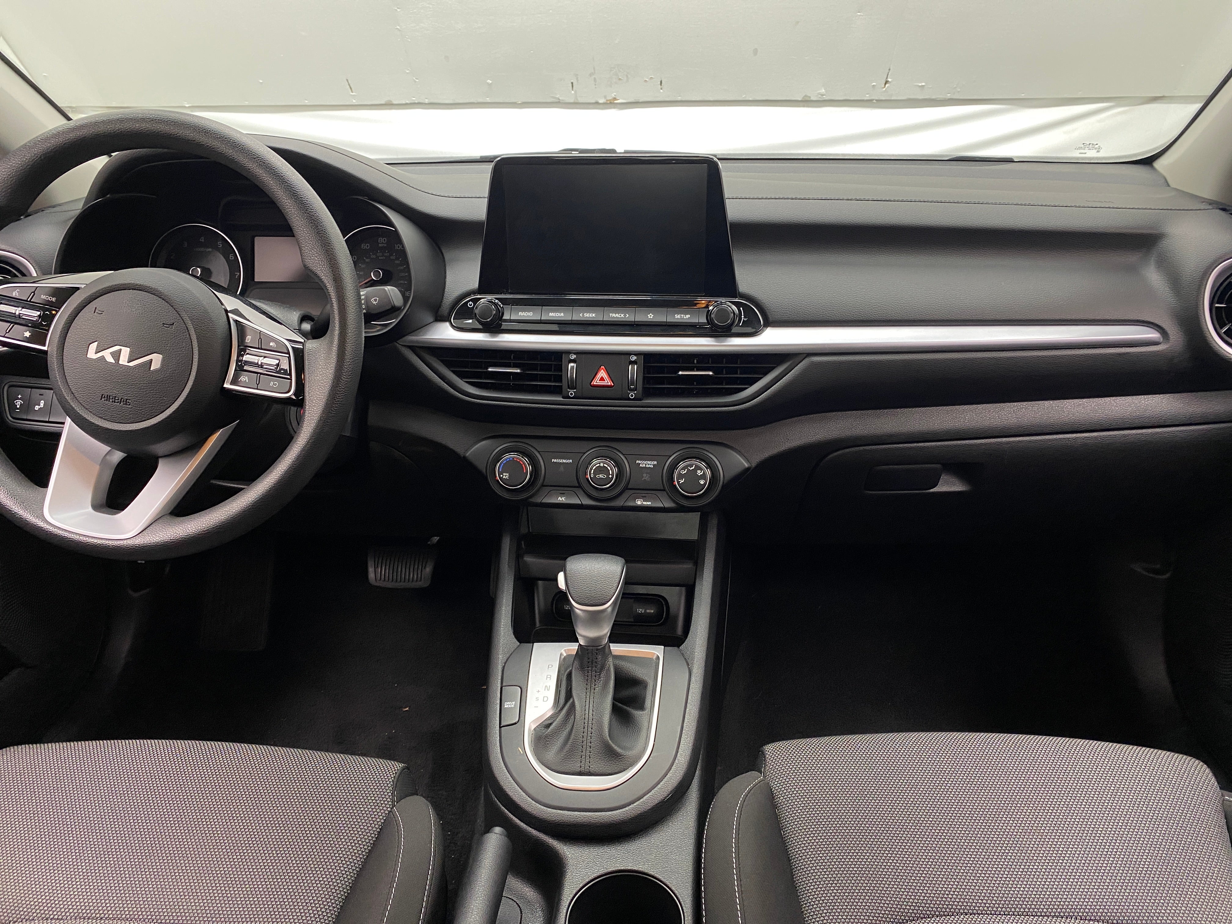 2022 Kia Forte LXS 3