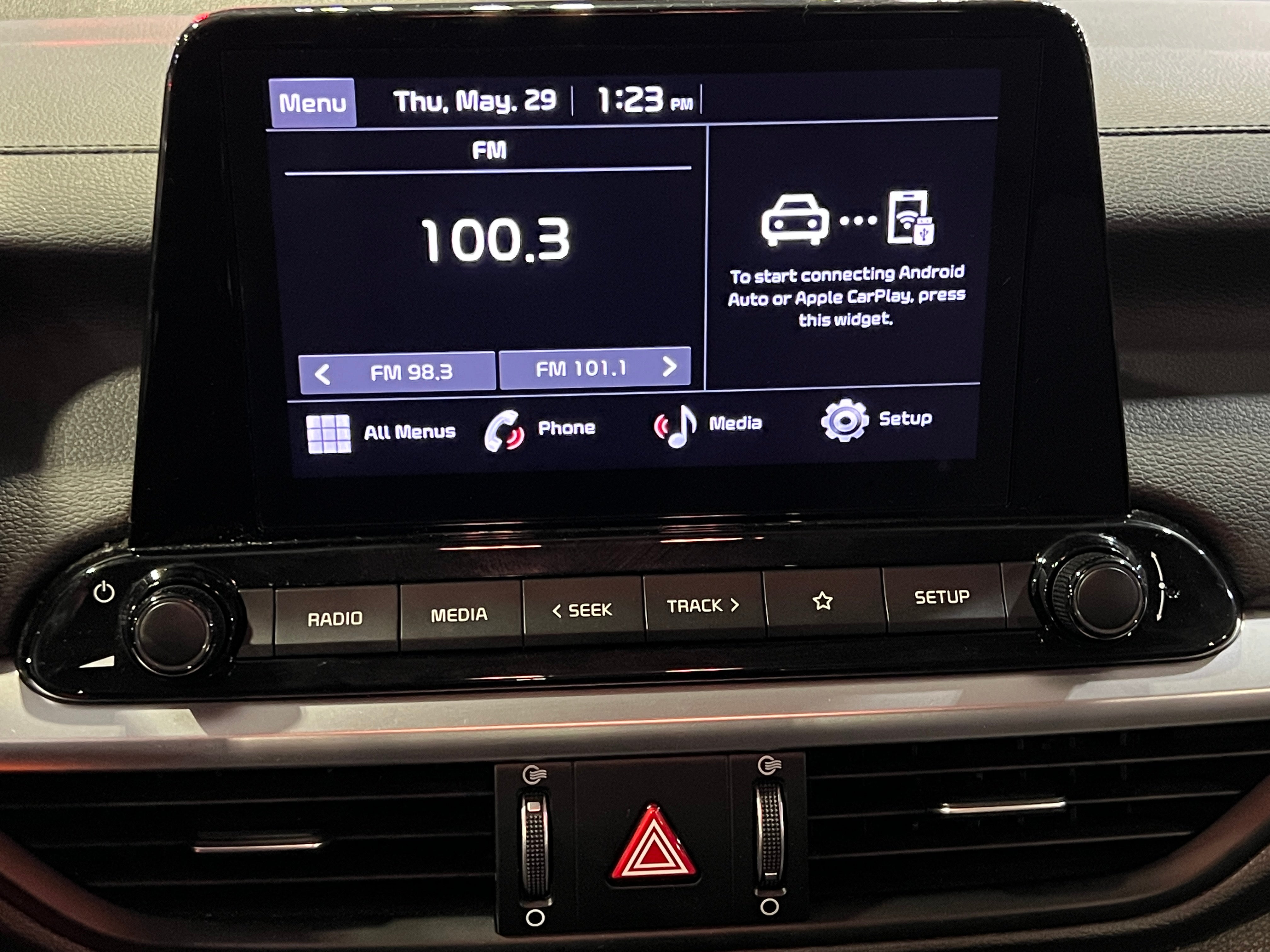 2022 Kia Forte LXS 4