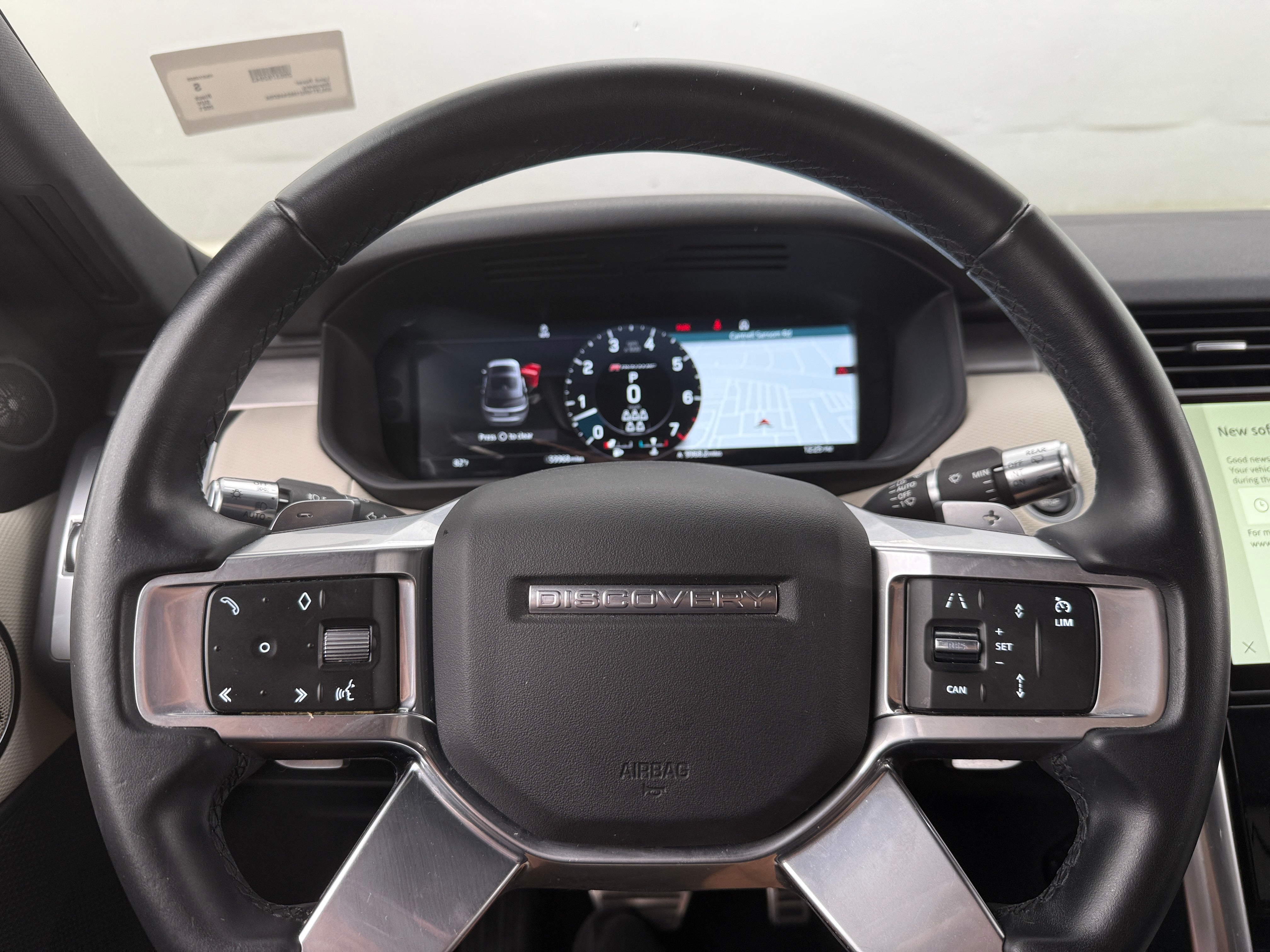 2021 Land Rover Discovery R-Dynamic S 4