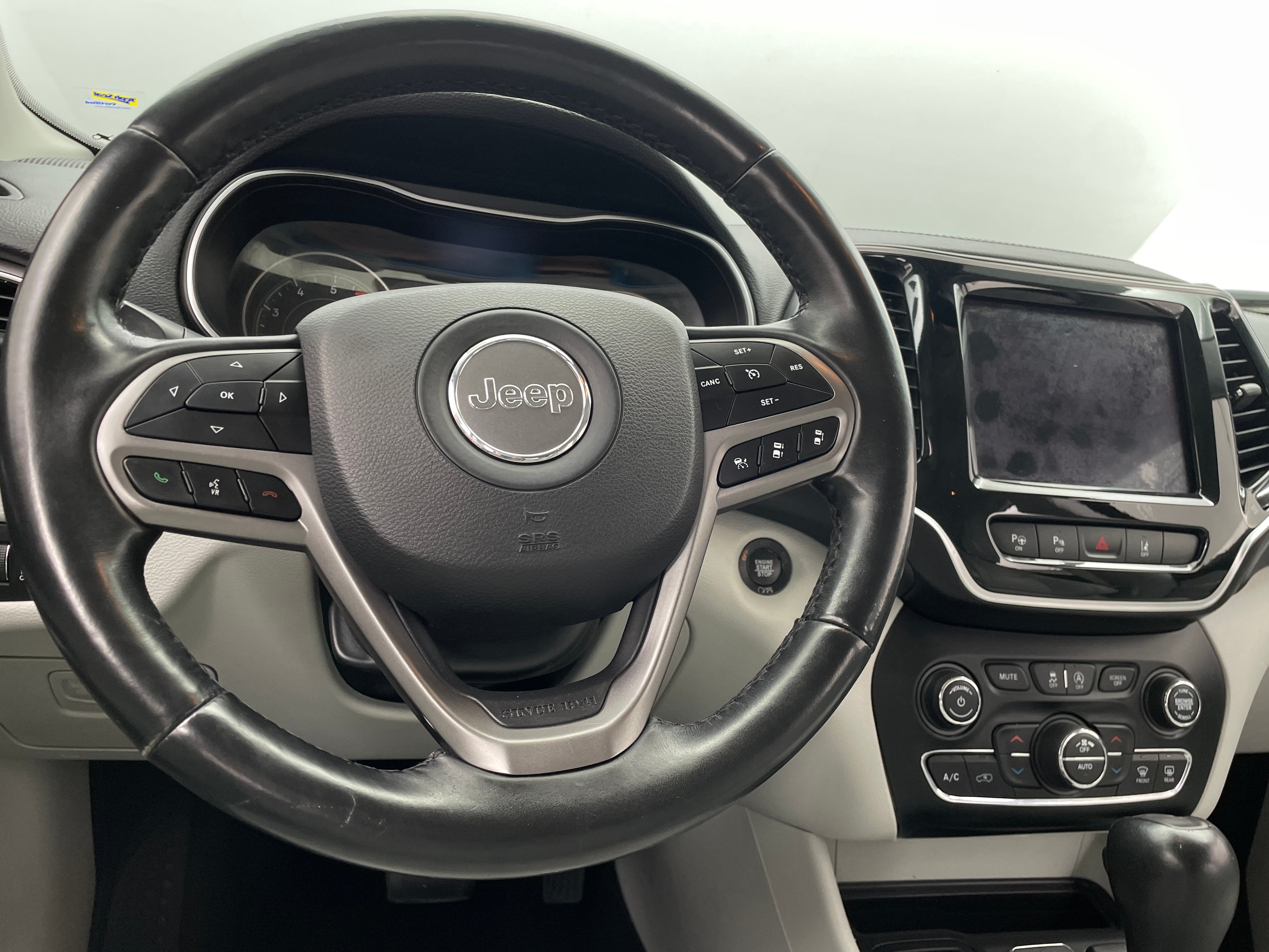 2019 Jeep Cherokee Limited Edition 4