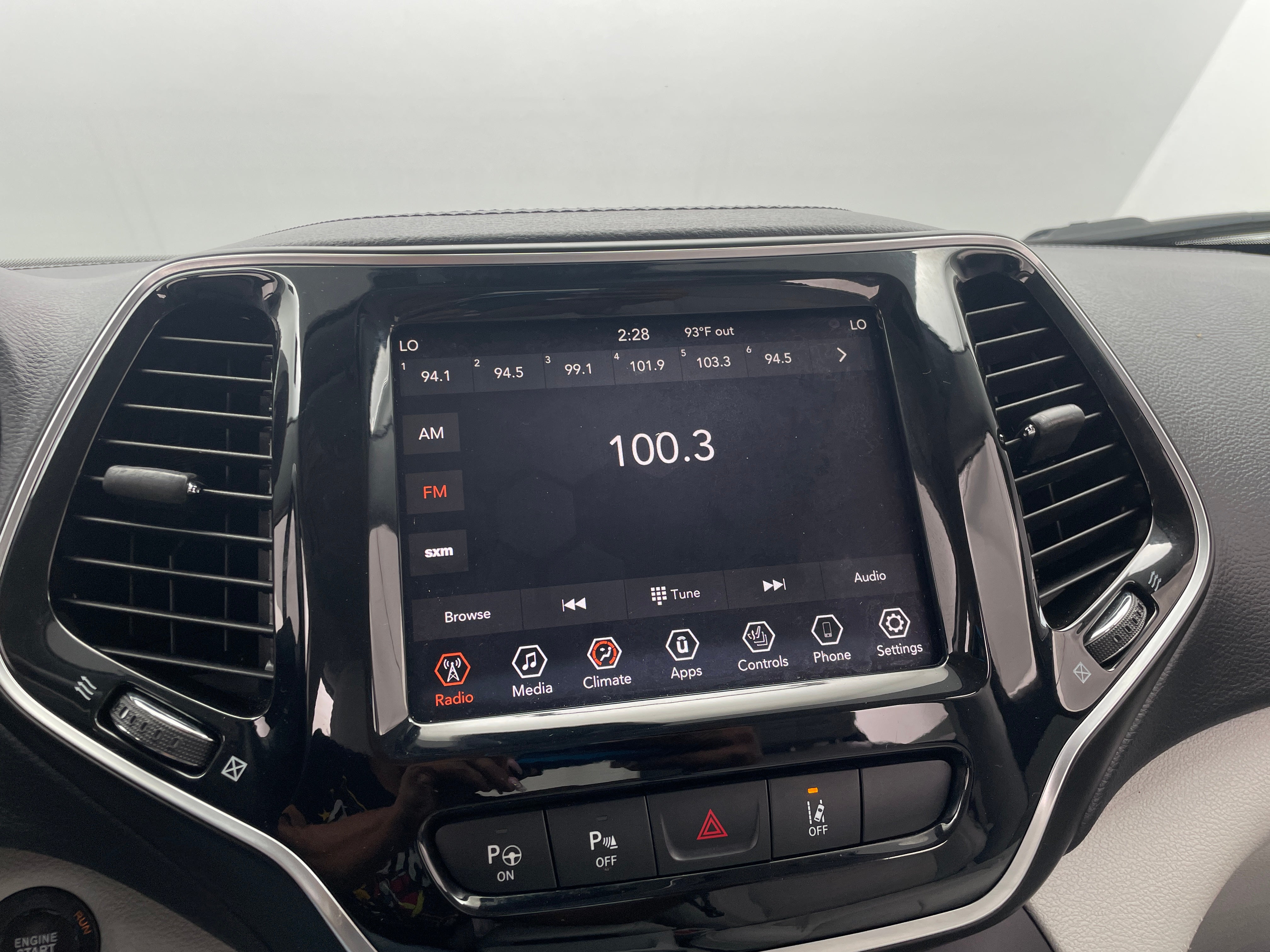 2019 Jeep Cherokee Limited Edition 3