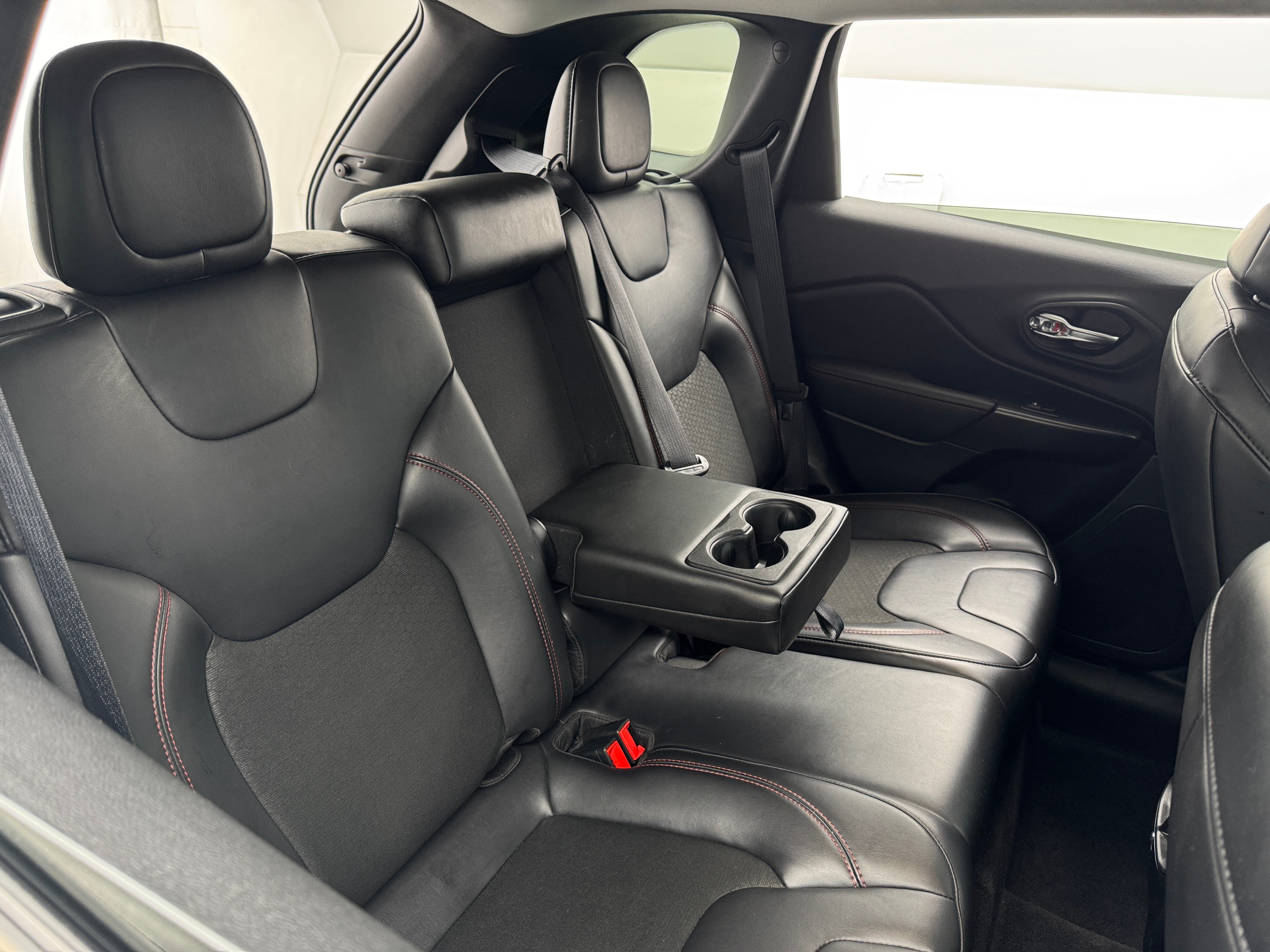 2020 Jeep Cherokee Trailhawk 5