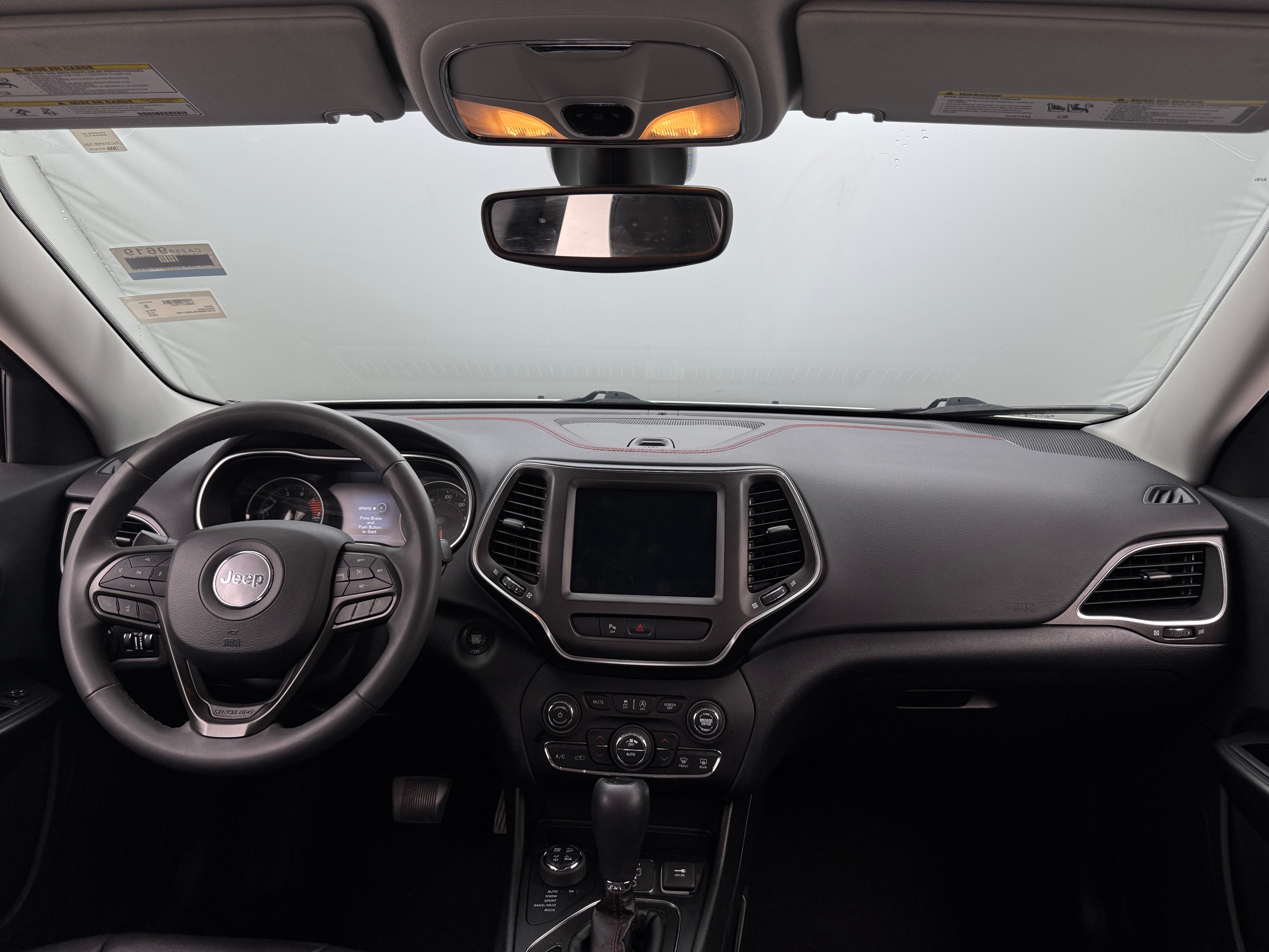 2020 Jeep Cherokee Trailhawk 2