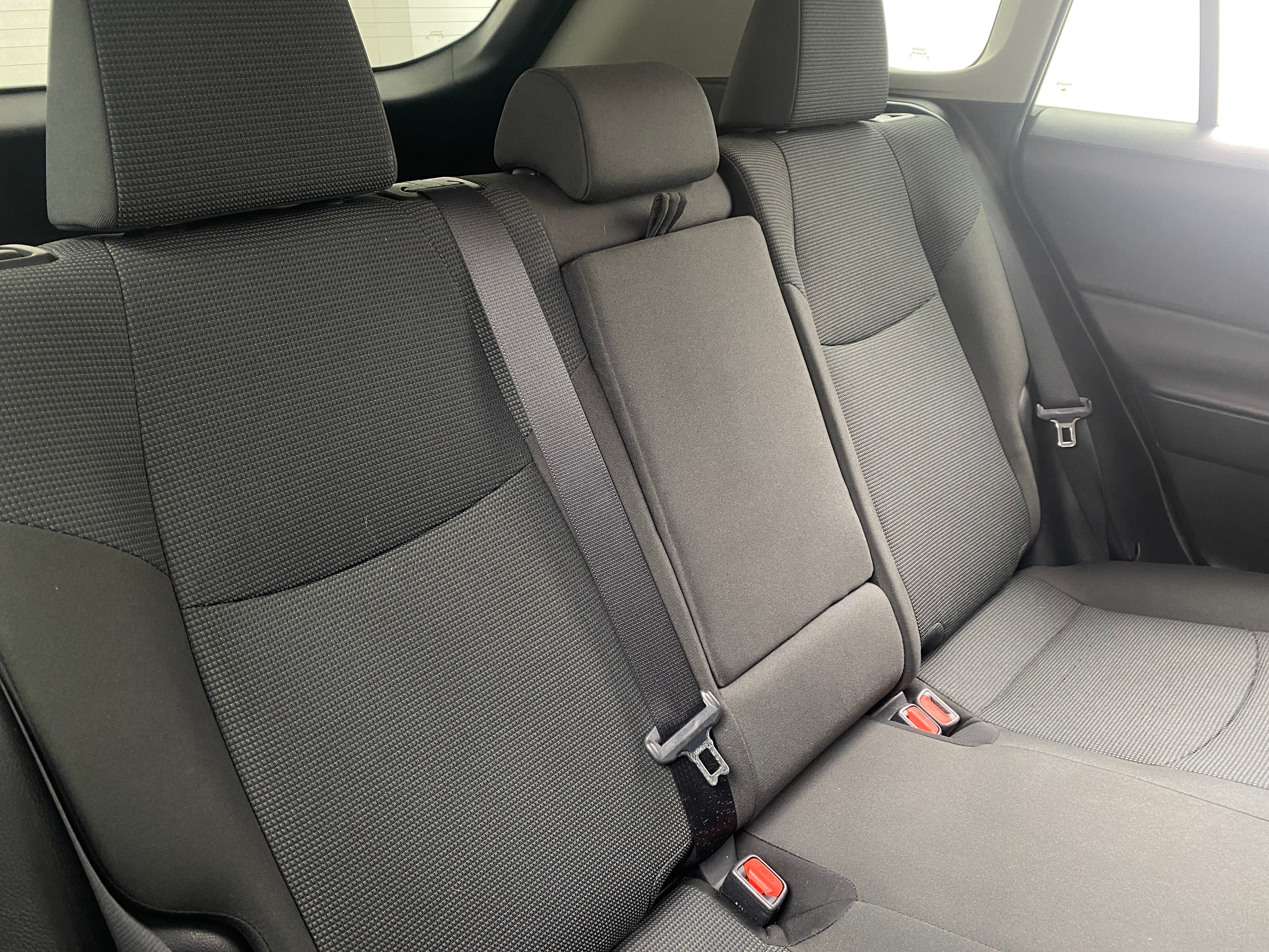 2021 Toyota RAV4 LE 6