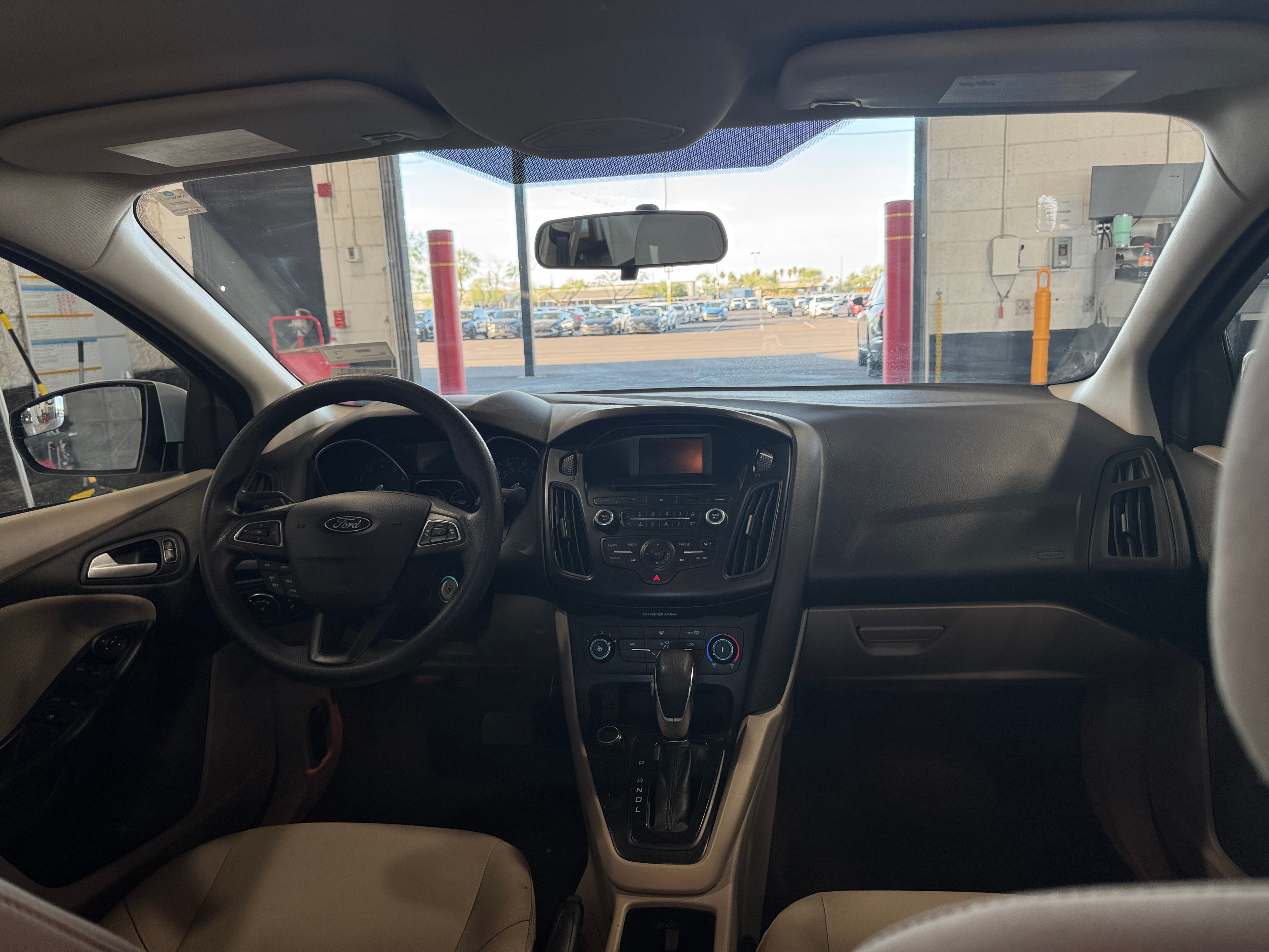 2017 Ford Focus SE 3