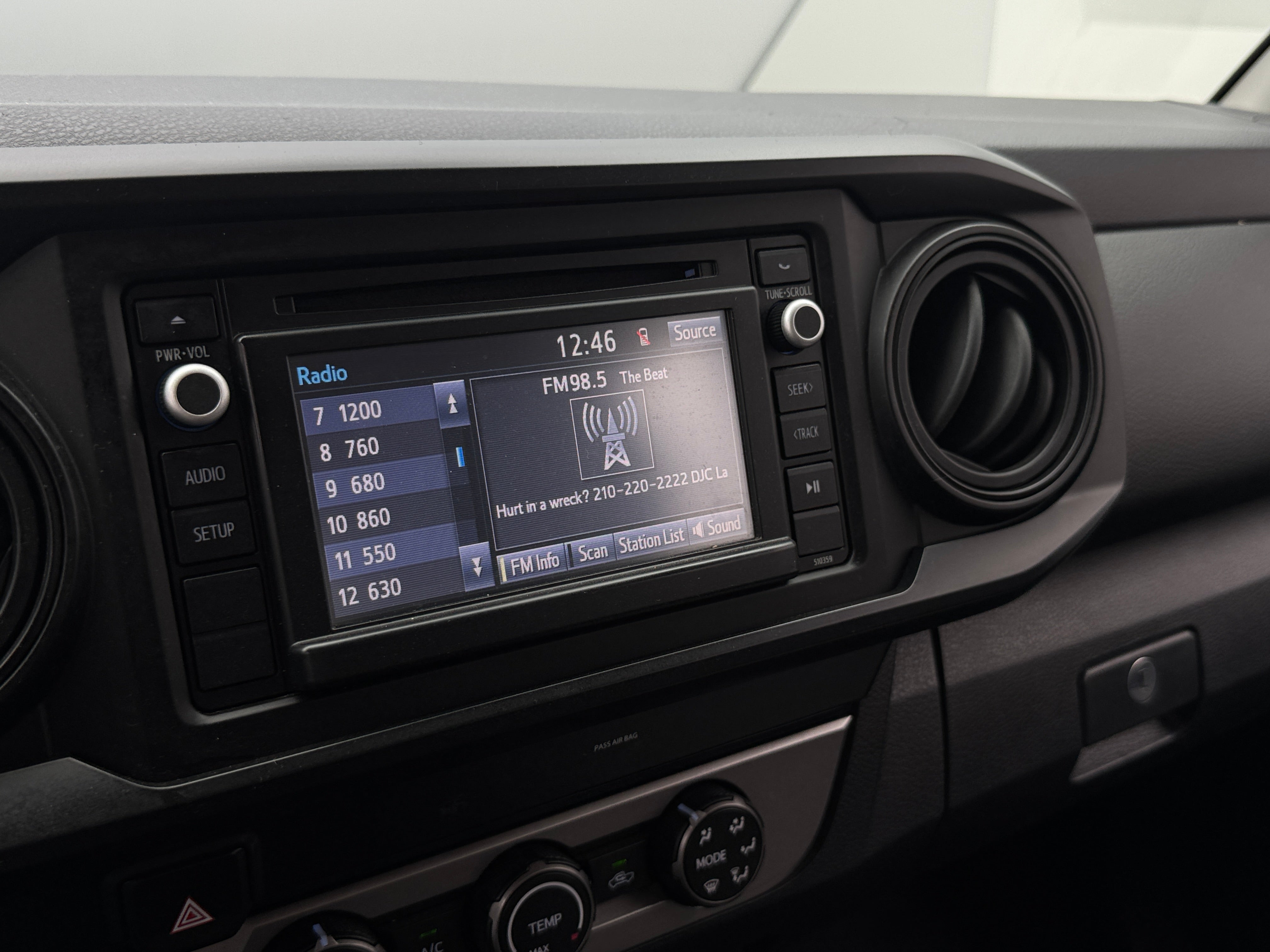 2019 Toyota Tacoma SR5 4