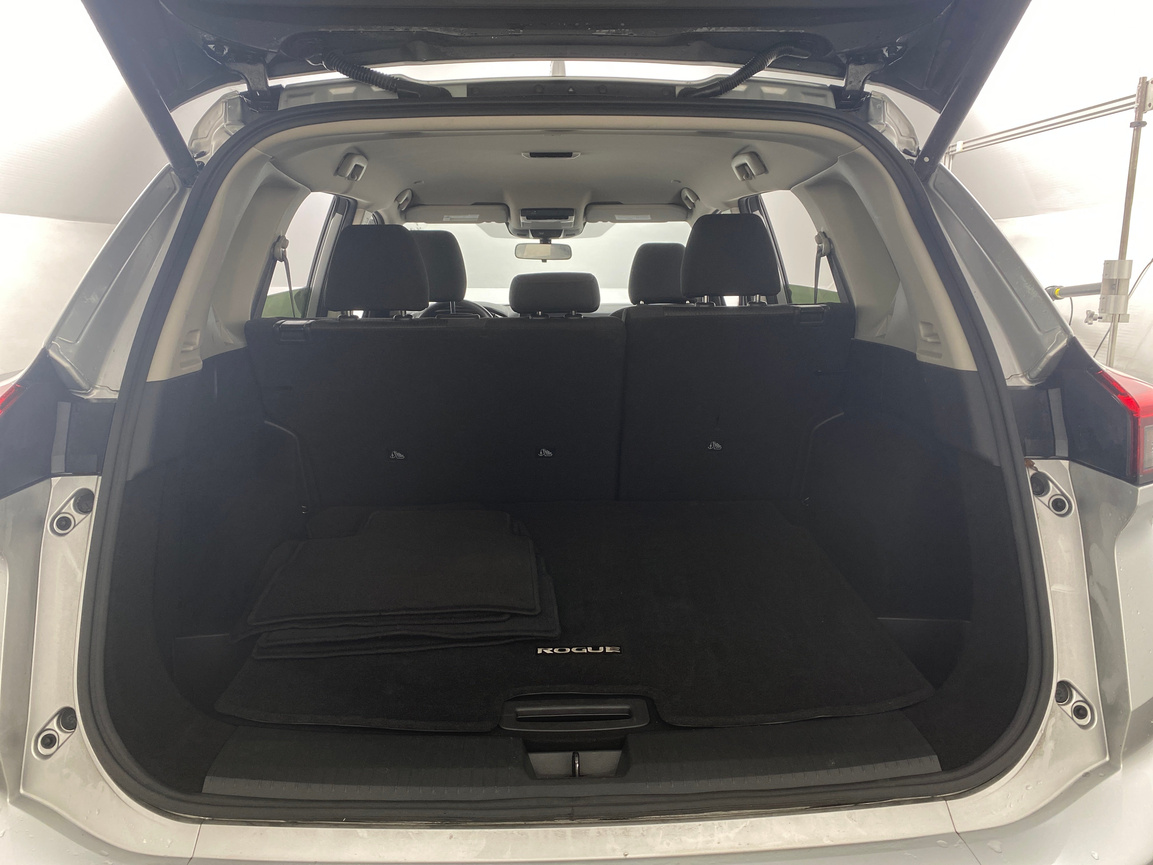 2024 Nissan Rogue SV 7