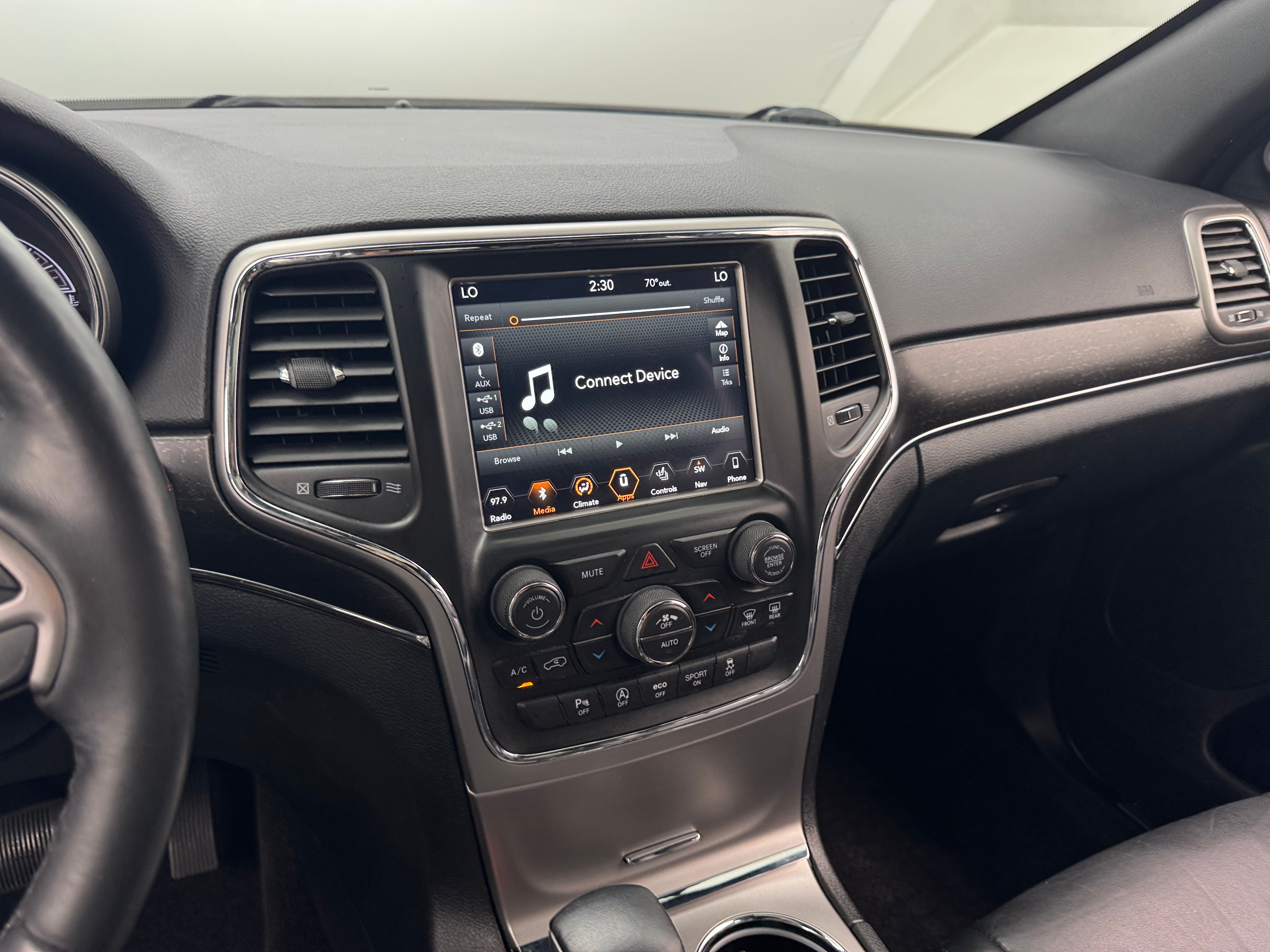 2018 Jeep Grand Cherokee Limited Edition 3