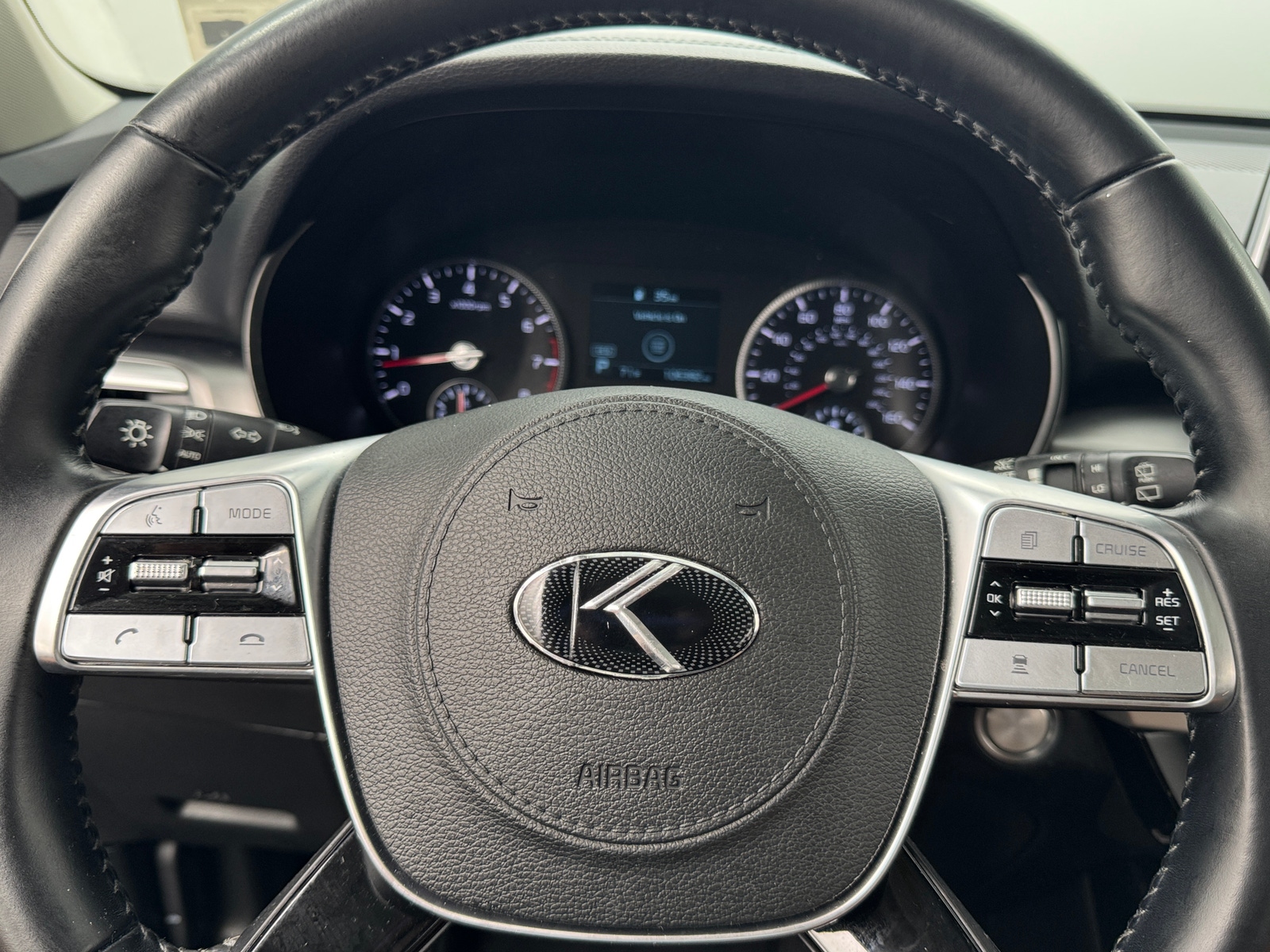 Thumbnail: 2020 Kia Telluride - 4