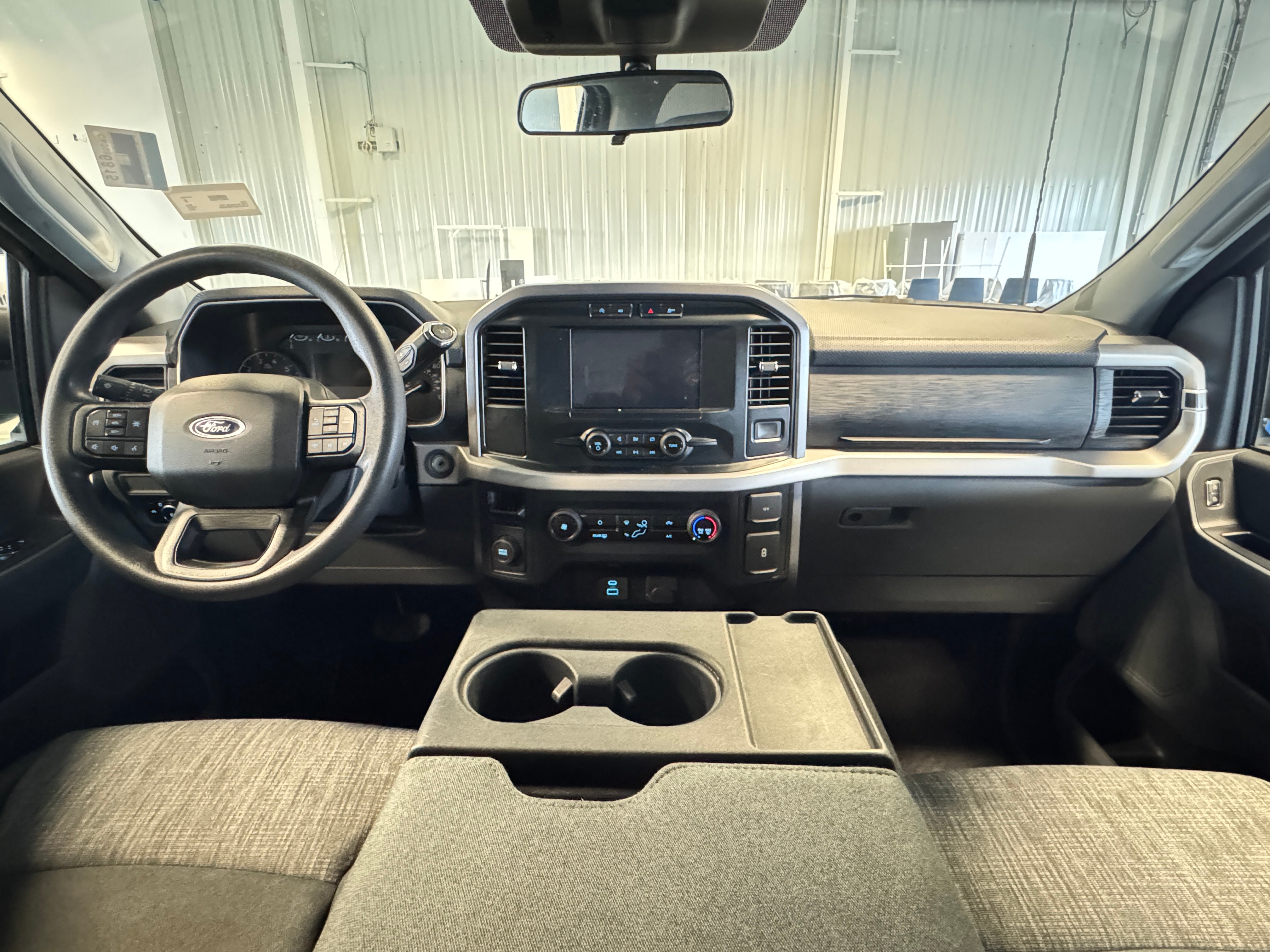 2023 Ford Econoline E-150 3