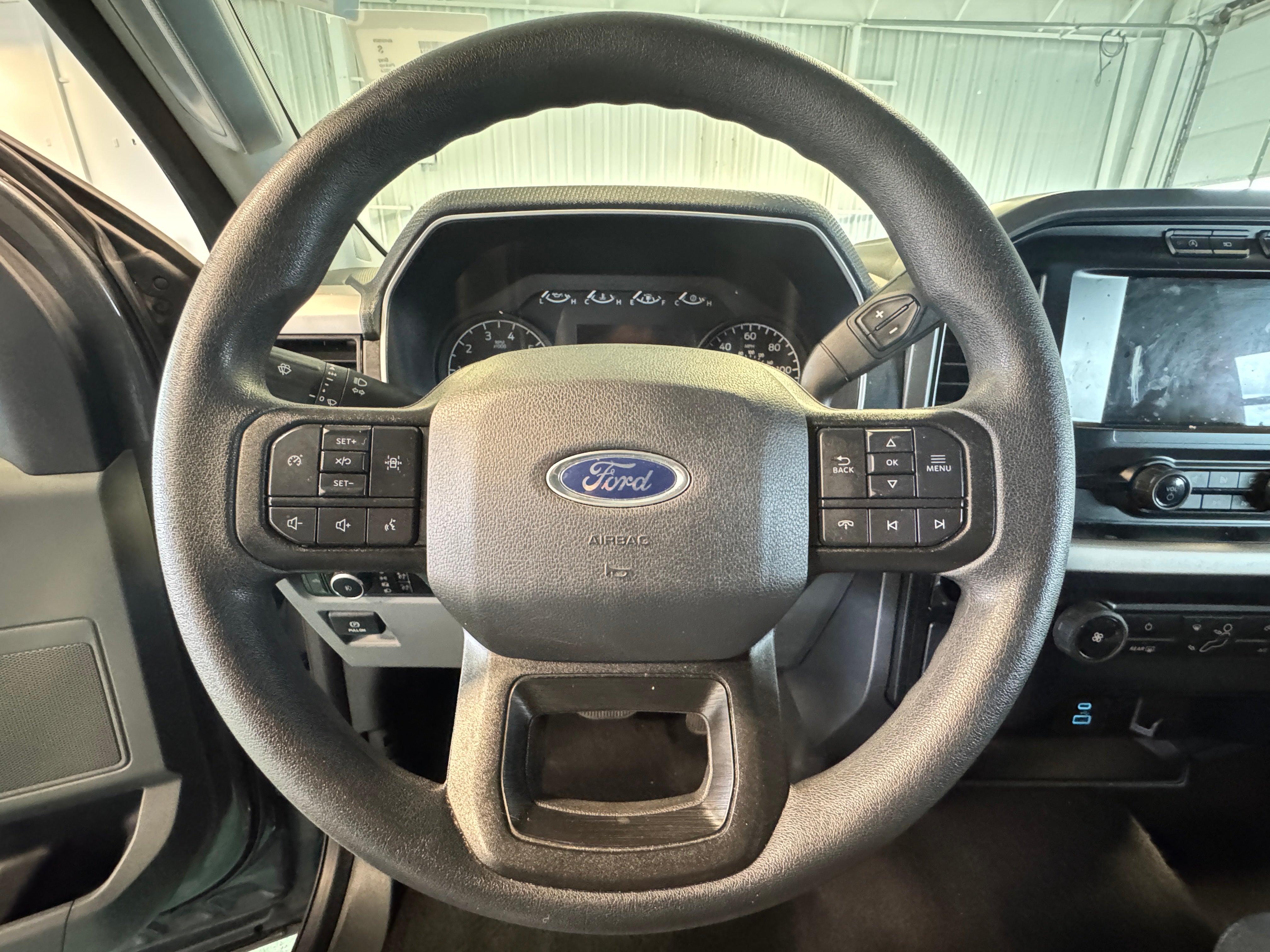 2023 Ford Econoline E-150 5
