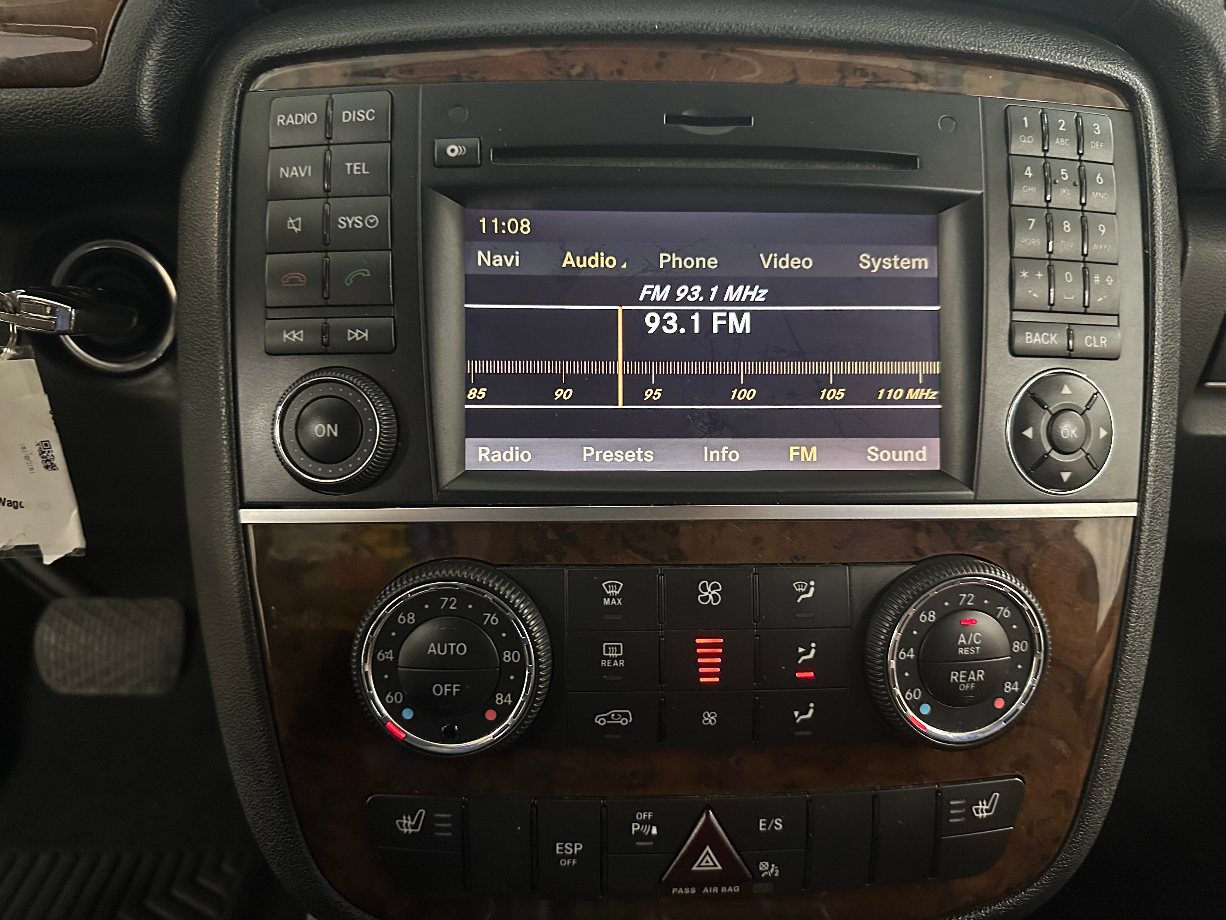 2011 Mercedes-Benz R-Class R 350 3