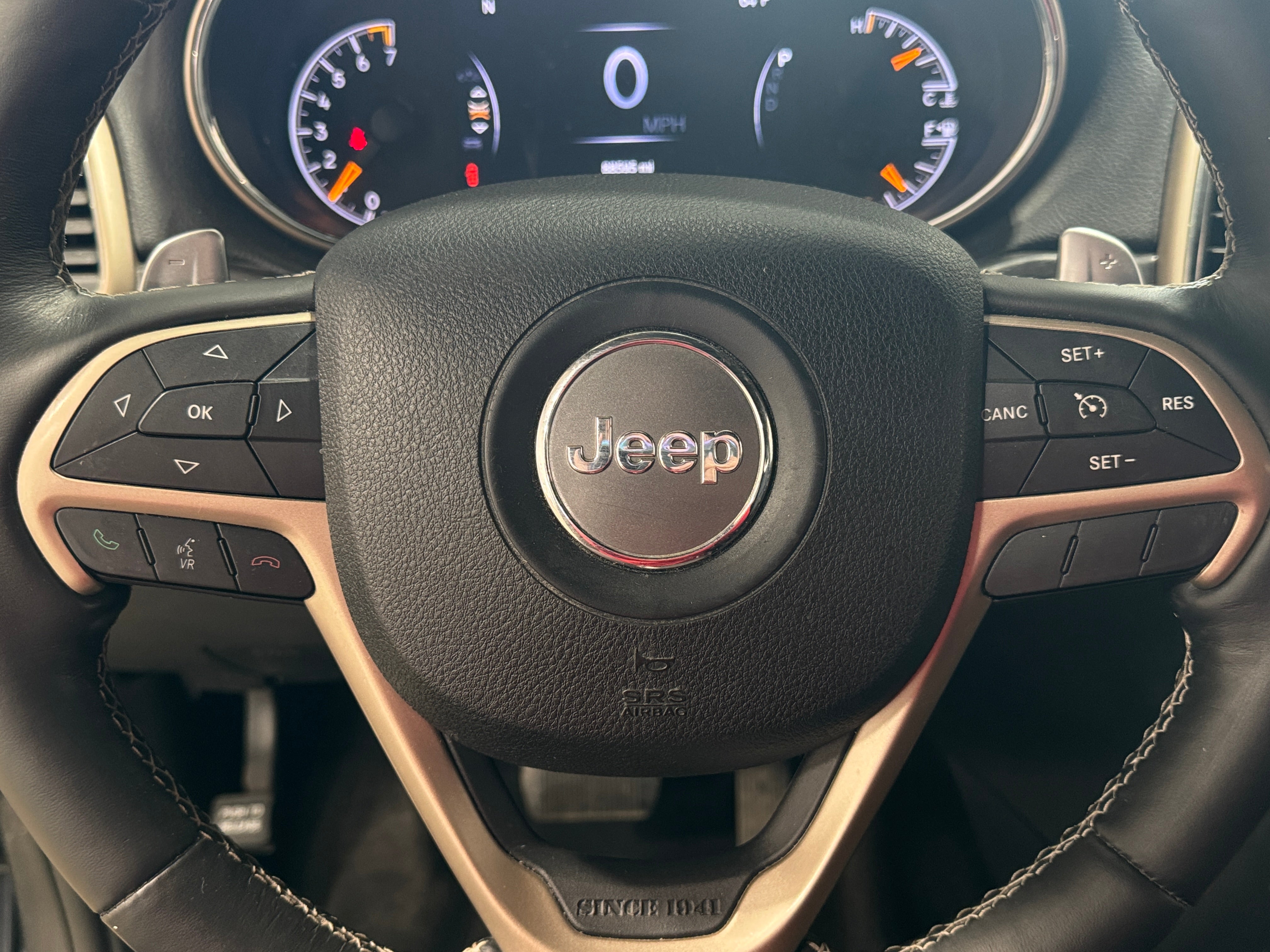 2016 Jeep Grand Cherokee Limited Edition 4
