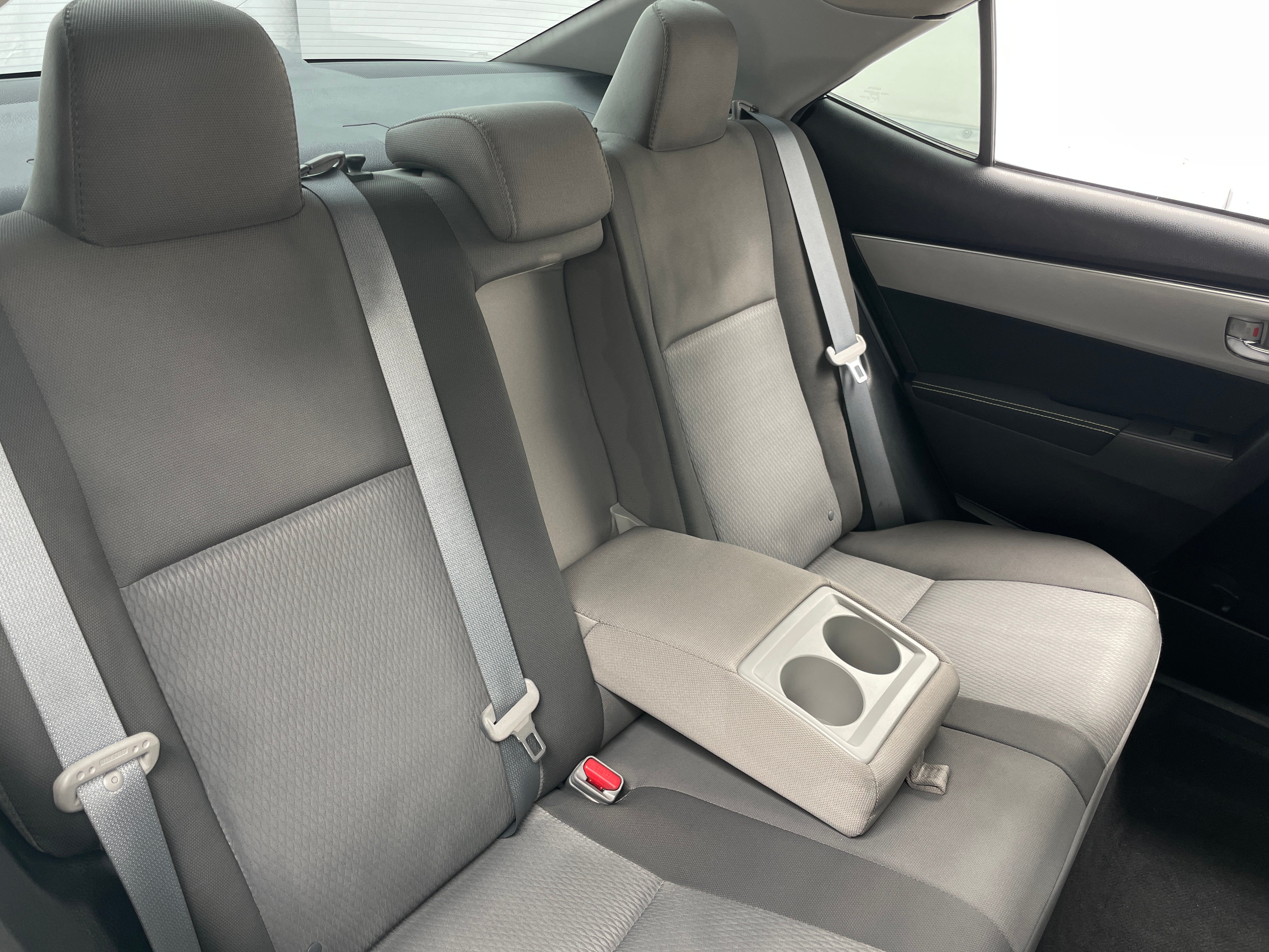 2017 Toyota Corolla LE 6