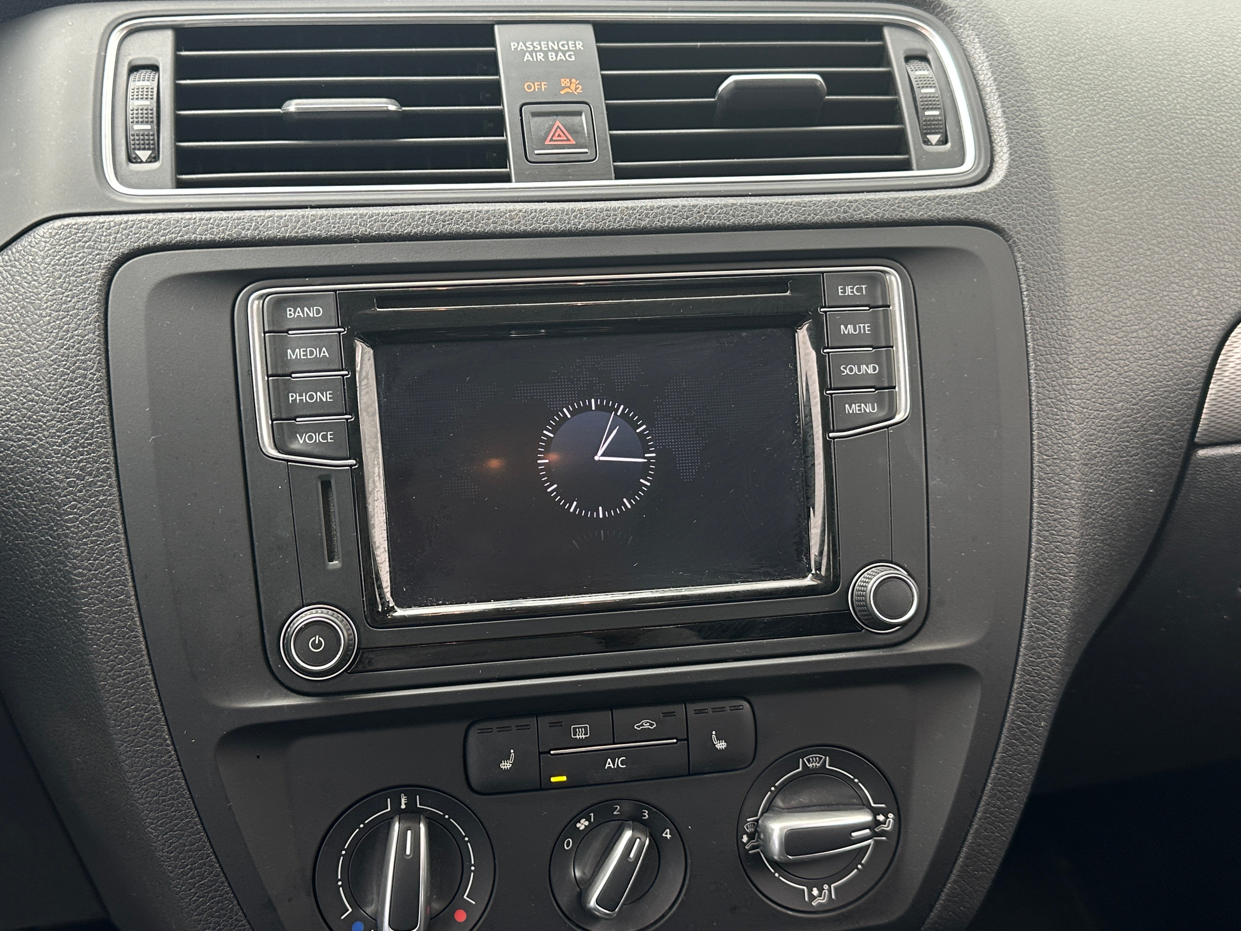 2016 Volkswagen Jetta SE 4