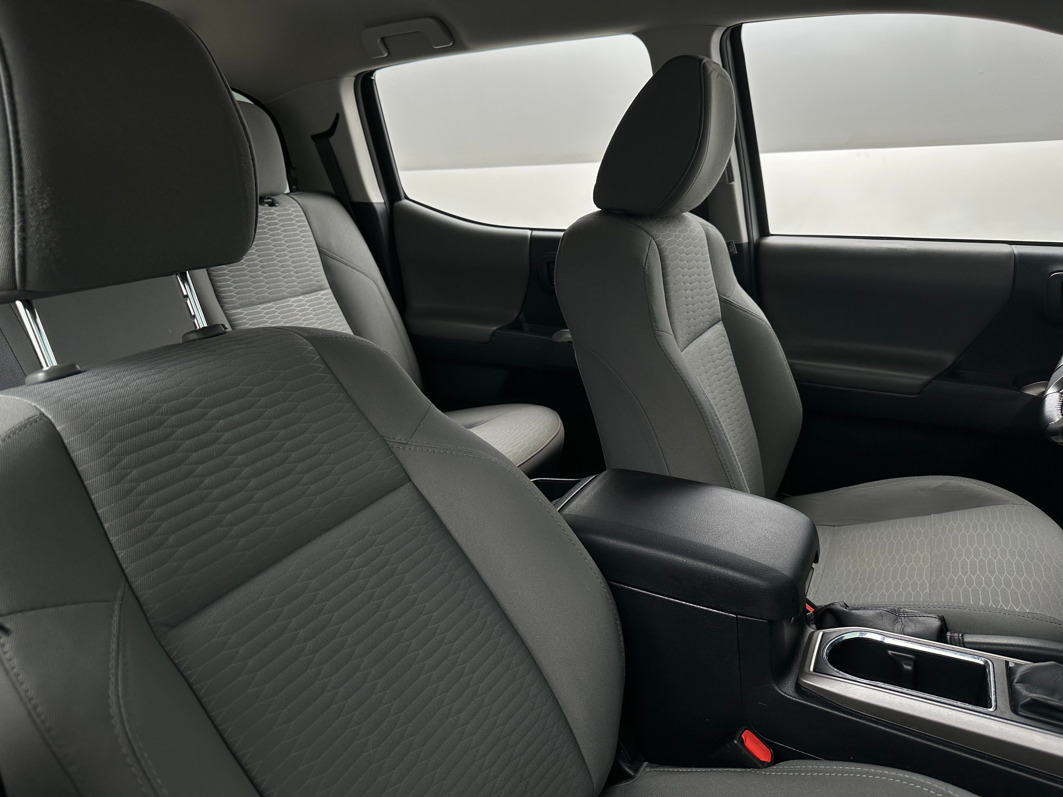 2018 Toyota Tacoma SR5 2