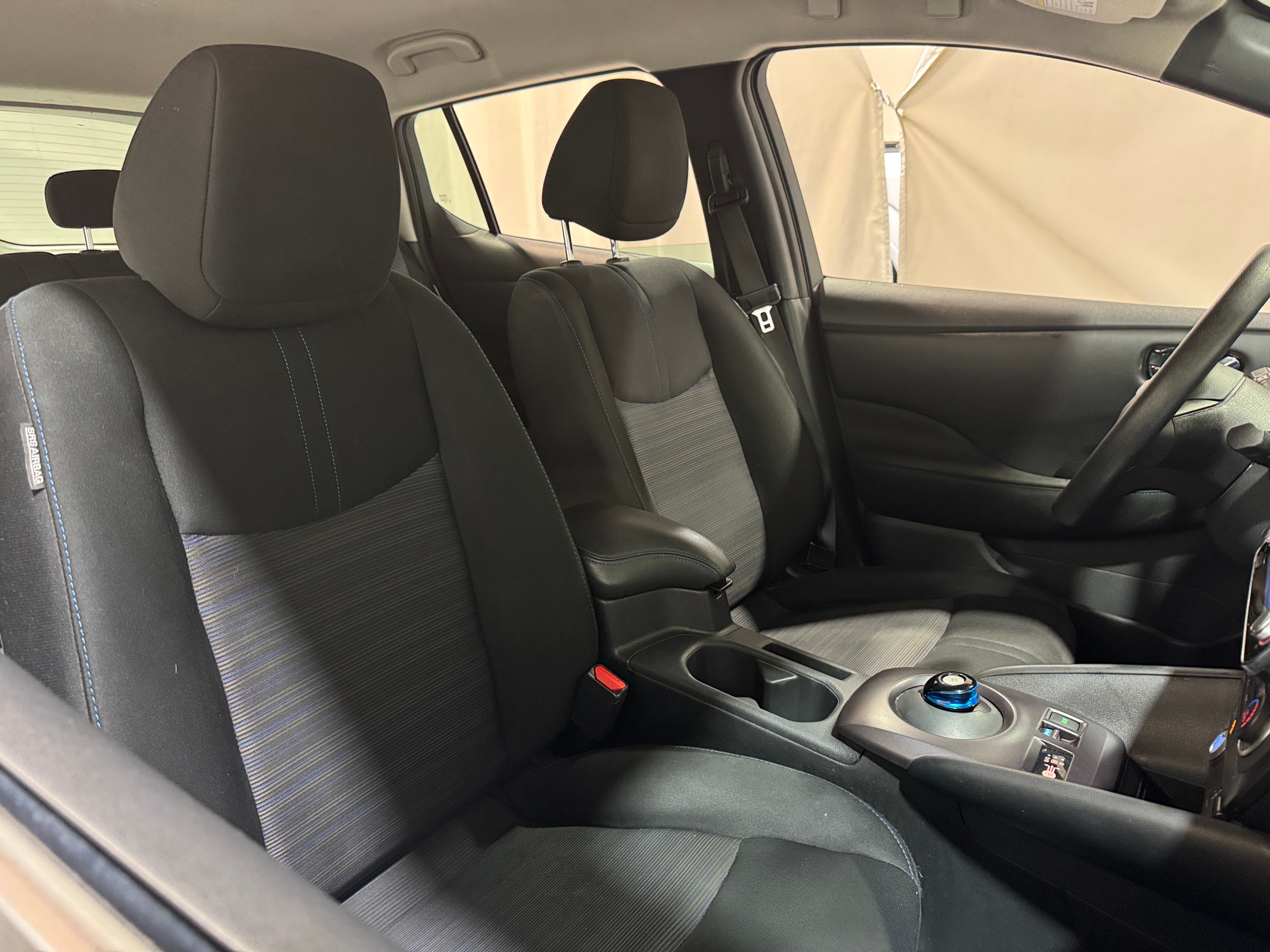 2023 Nissan Leaf S 2