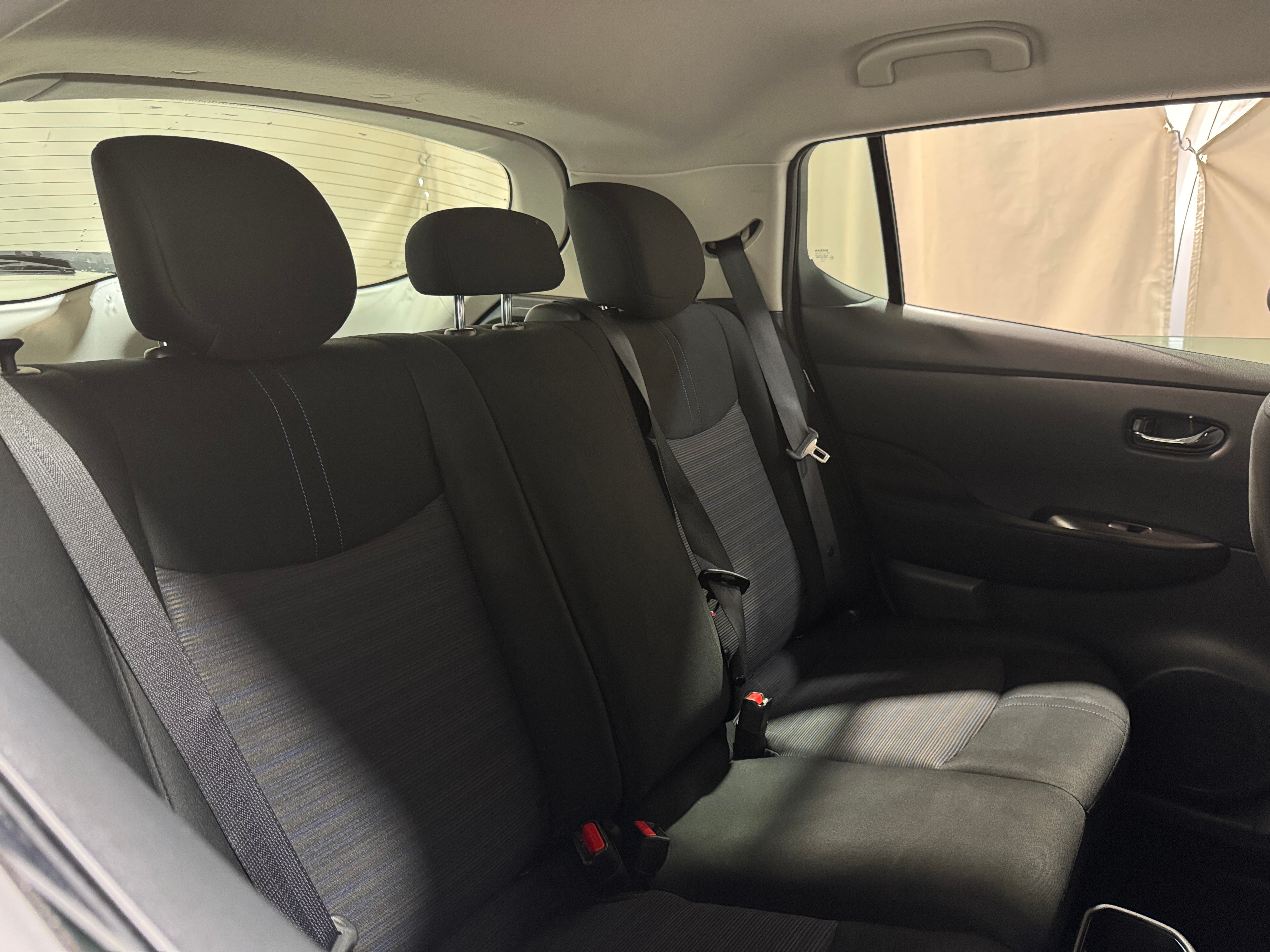 2023 Nissan Leaf S 6