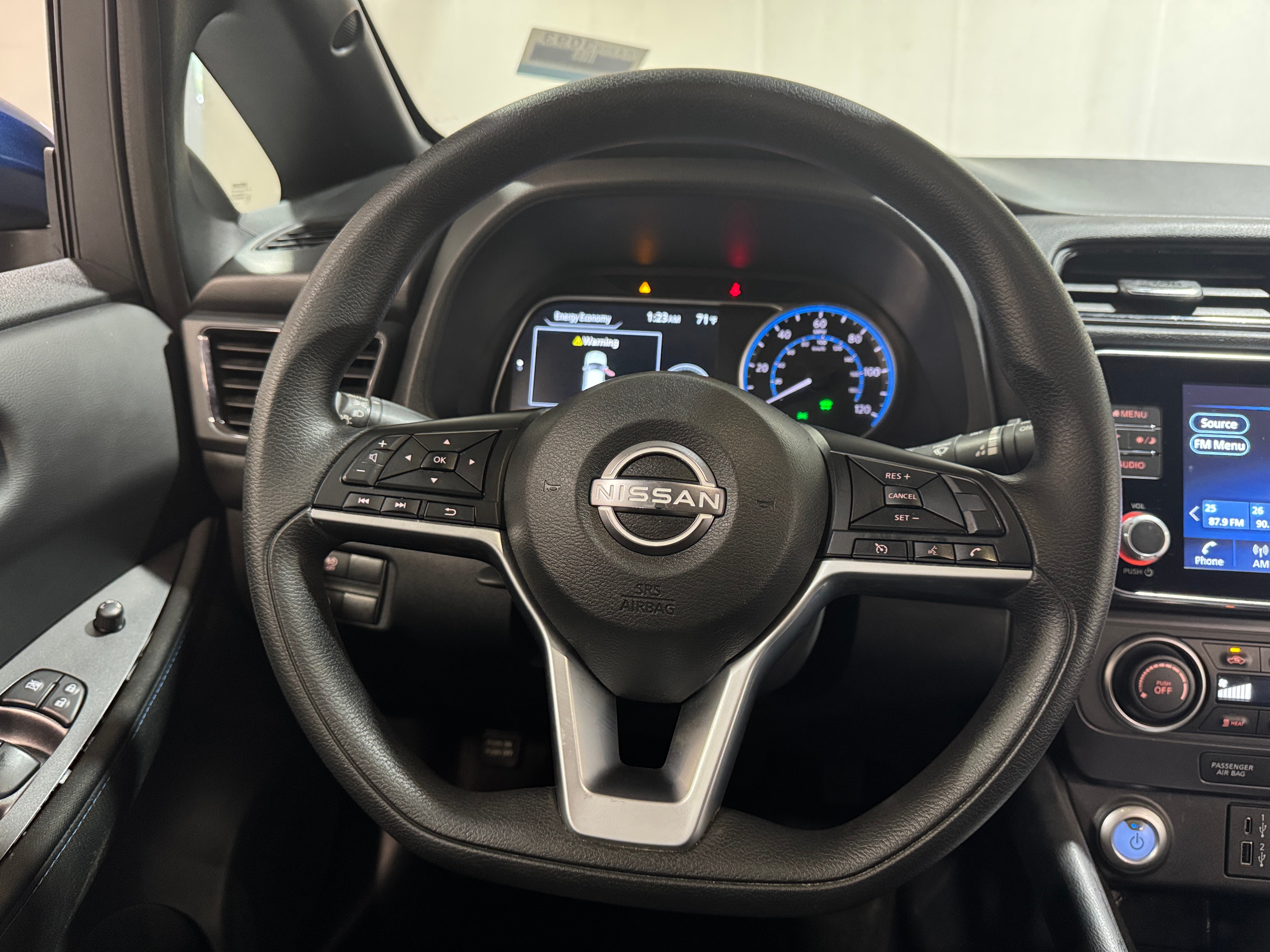 2023 Nissan Leaf S 5