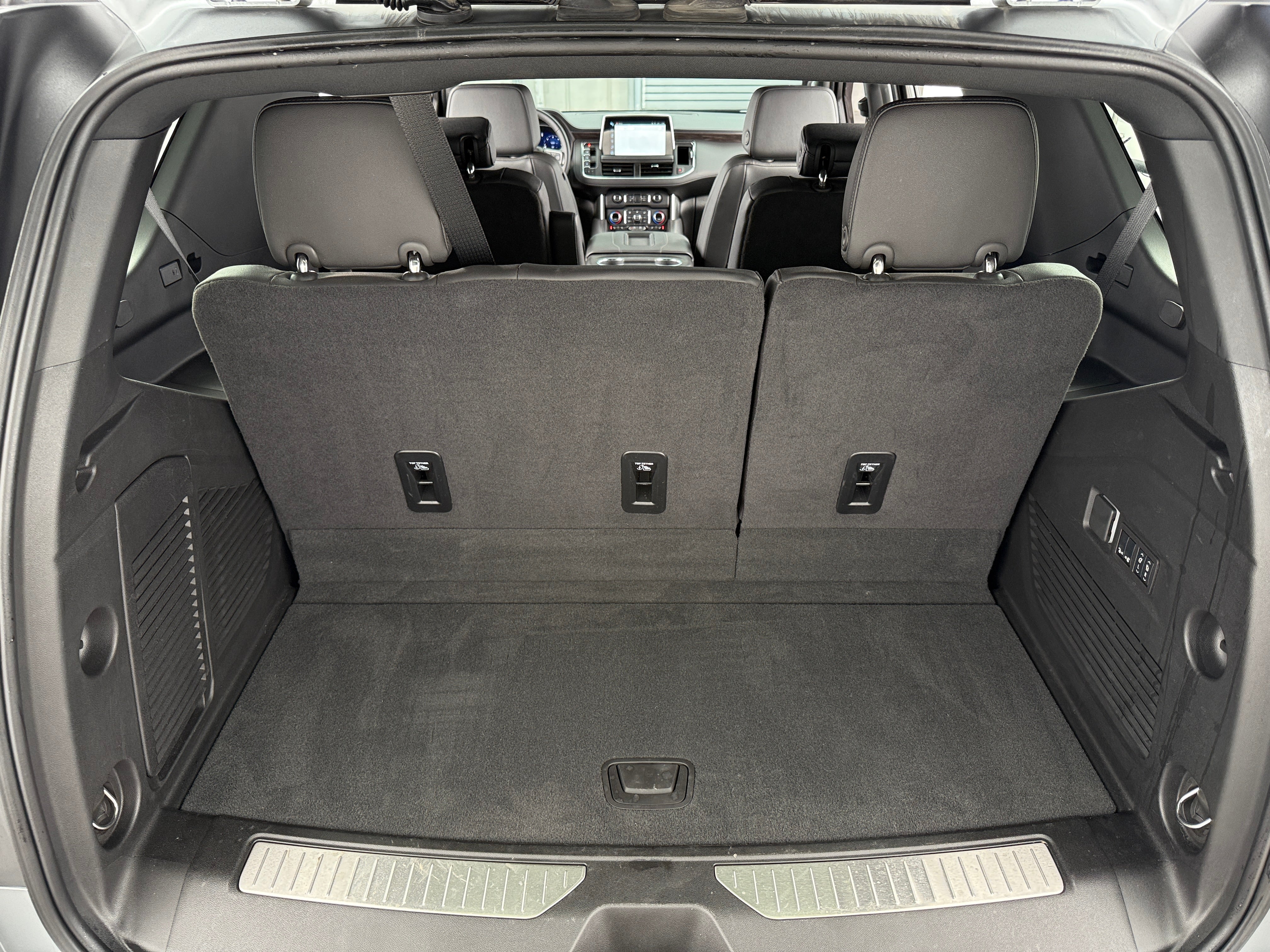 2024 Chevrolet Tahoe Z71 6