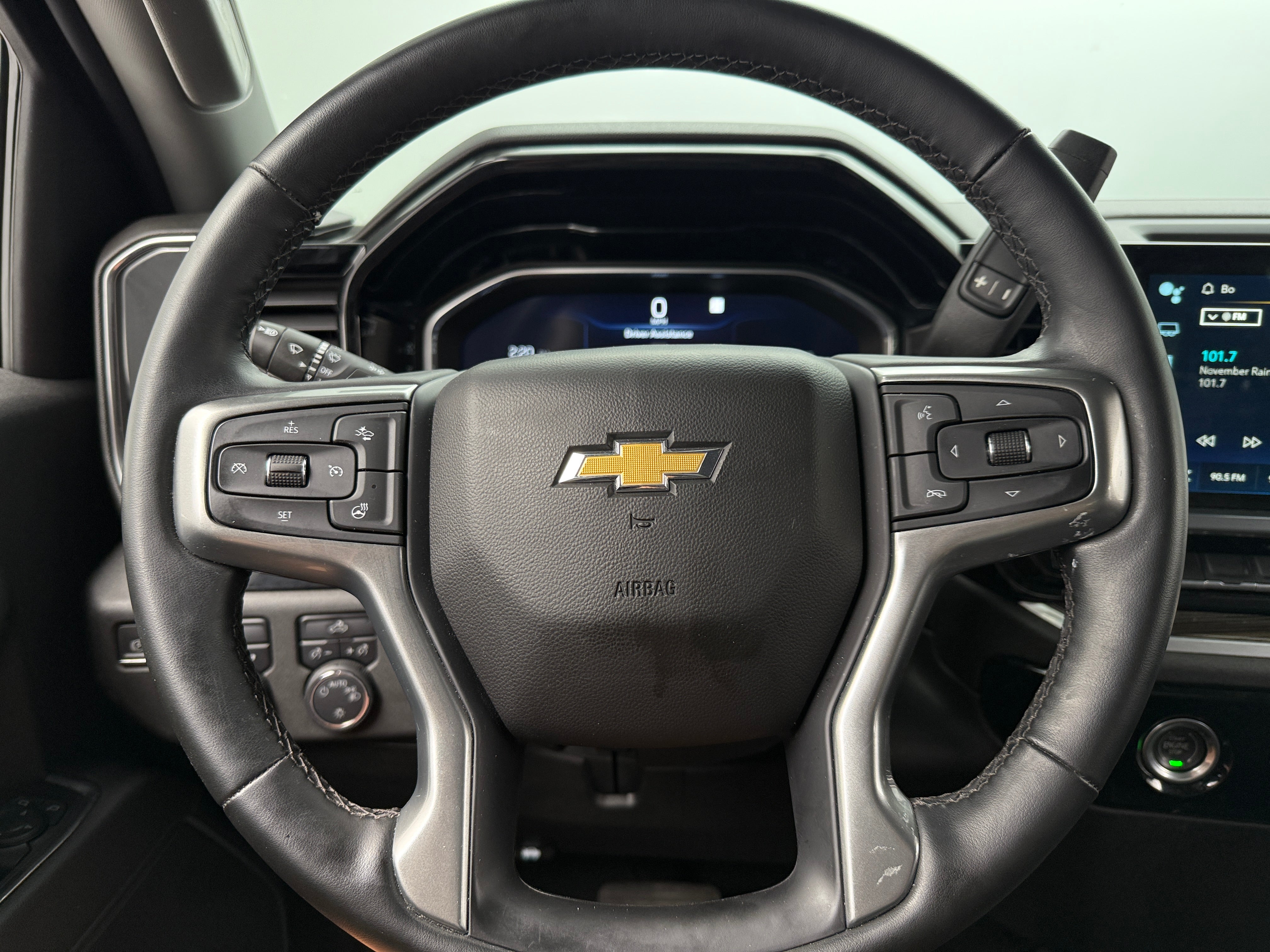 2023 Chevrolet Silverado 1500 LT 5