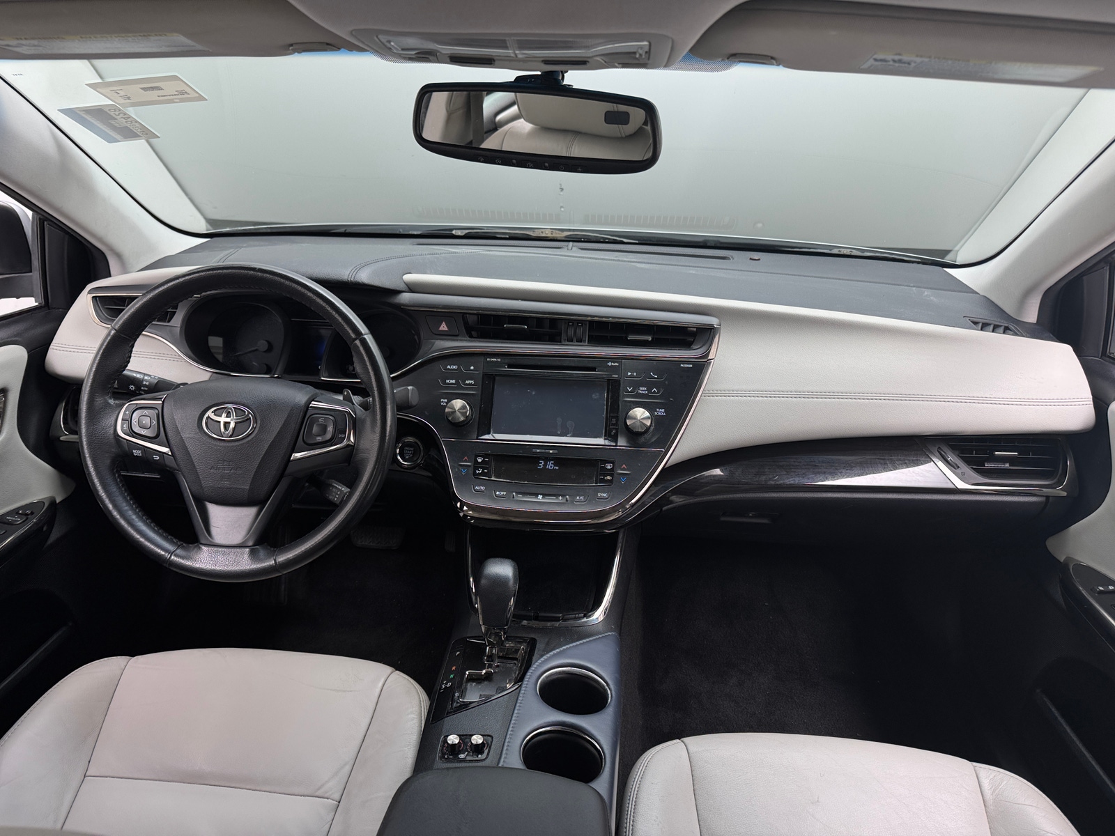 Thumbnail: 2015 Toyota Avalon - 2