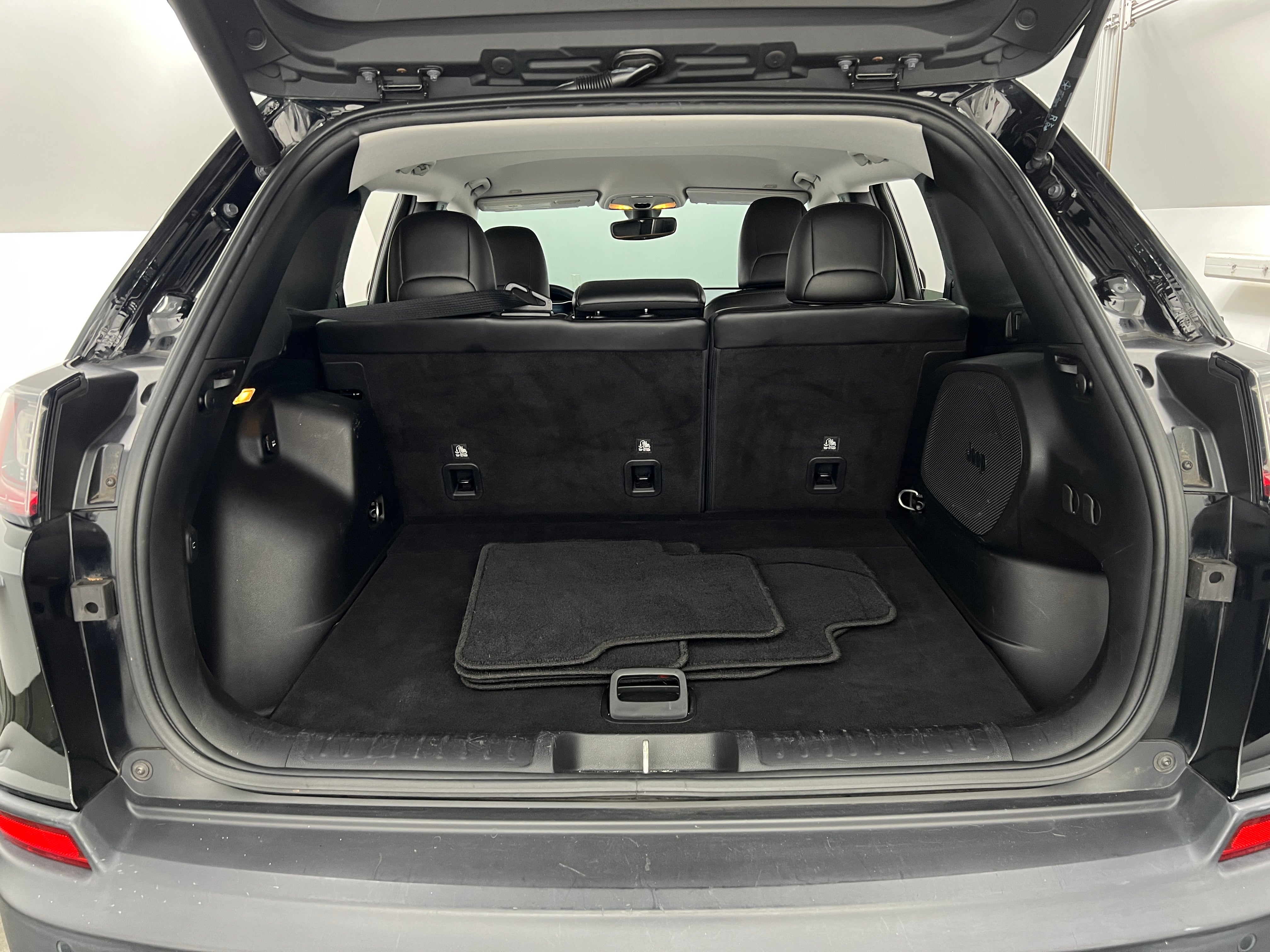 2019 Jeep Cherokee Limited Edition 6