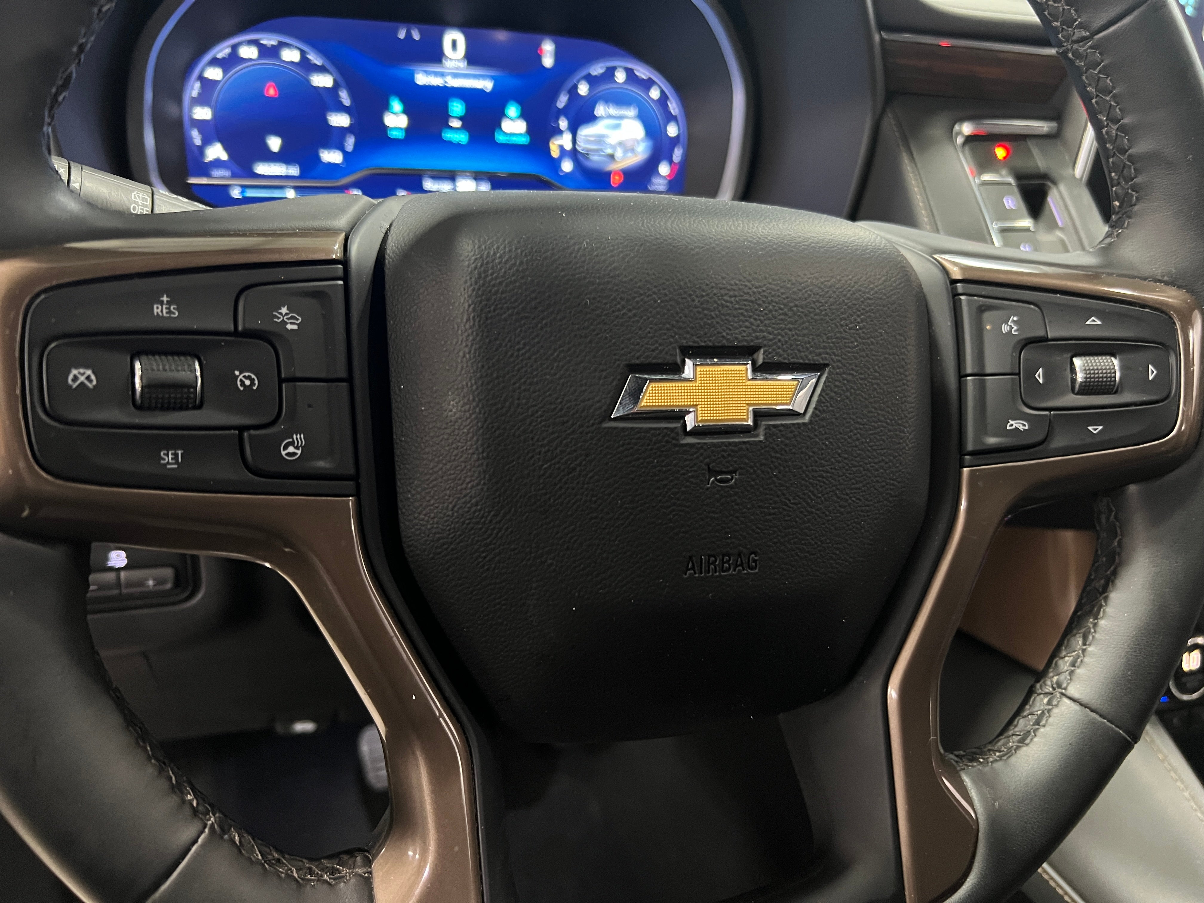 2023 Chevrolet Suburban High Country 4