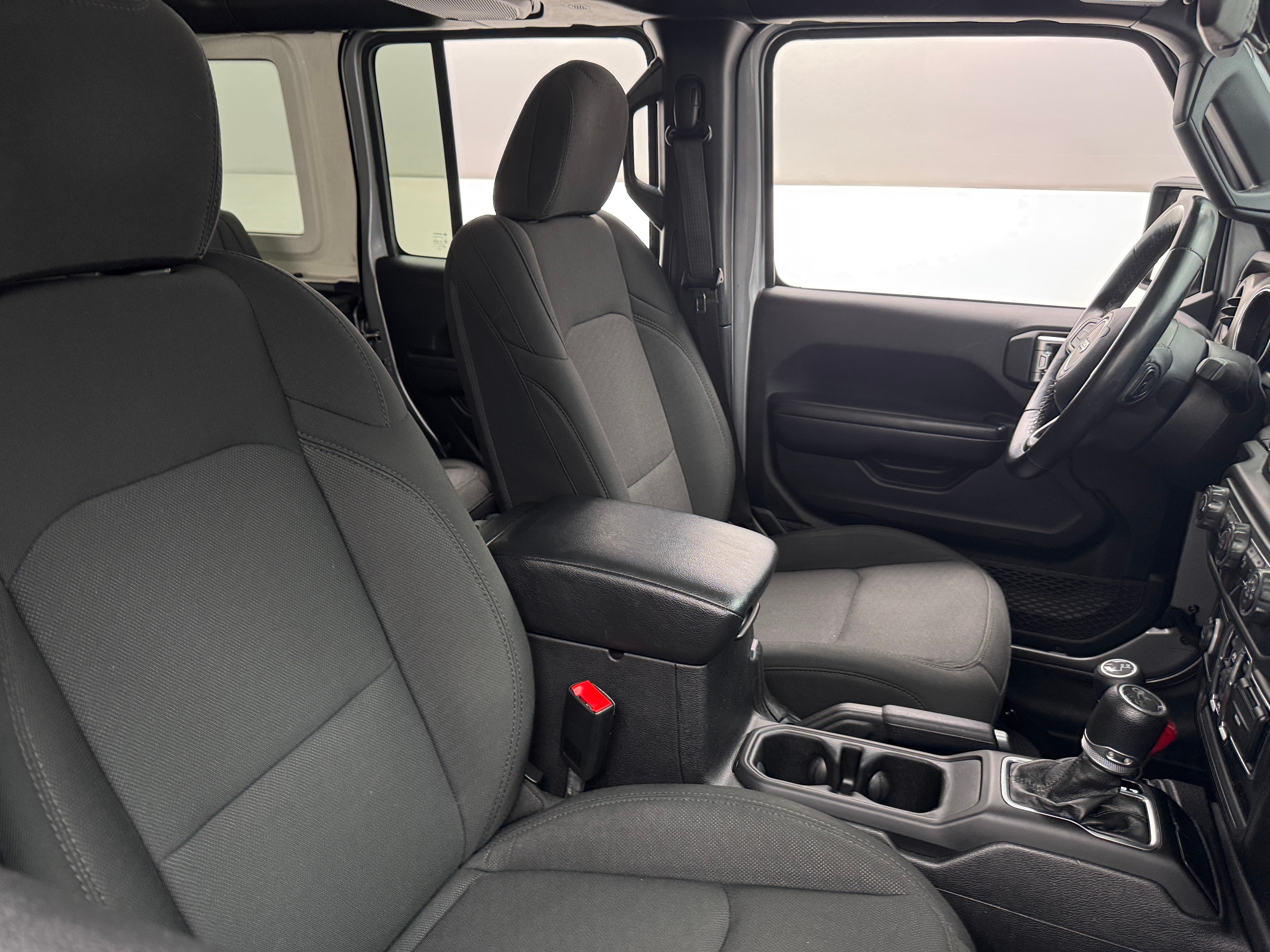 2020 Jeep Wrangler Unlimited Willys 2