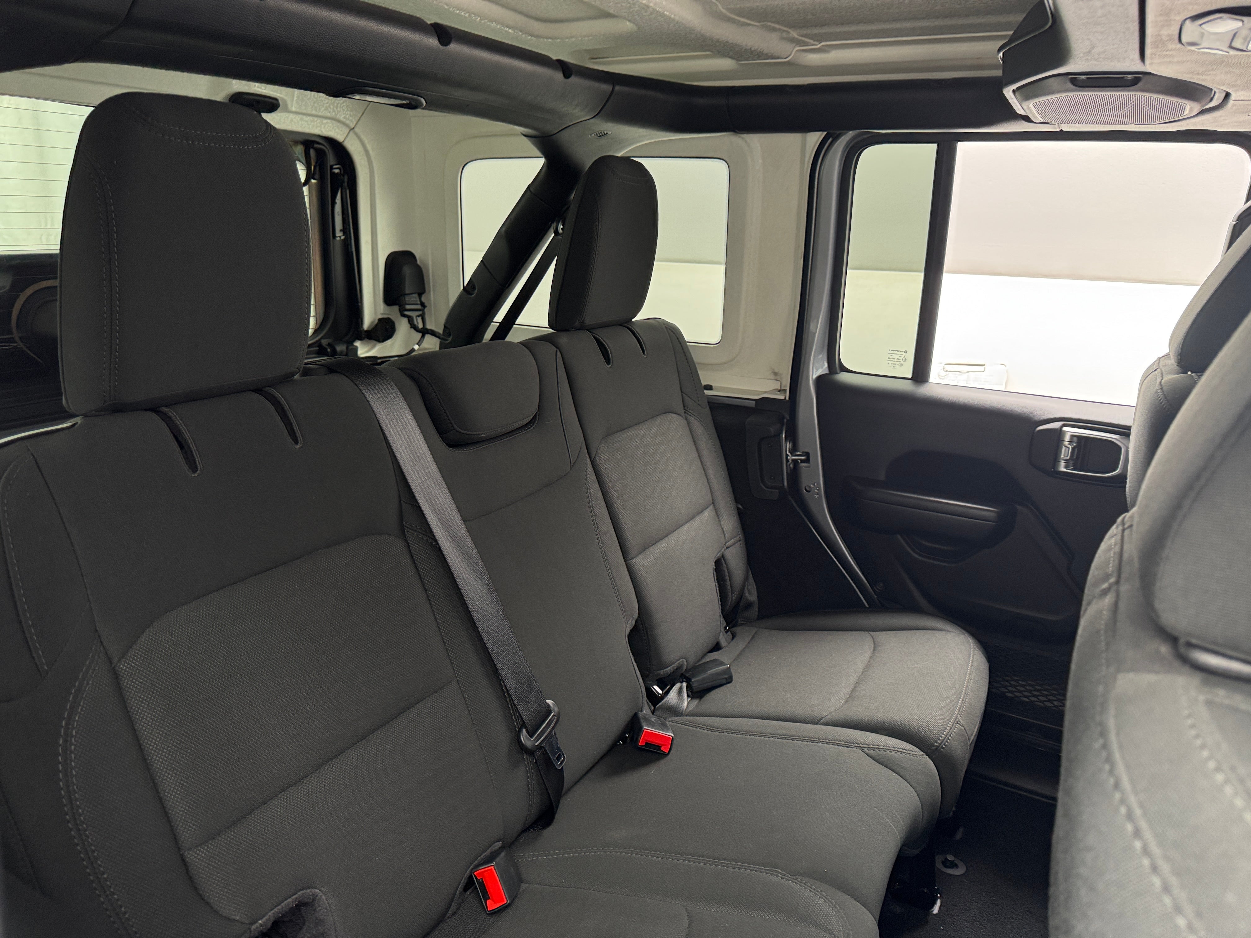 2020 Jeep Wrangler Unlimited Willys 6