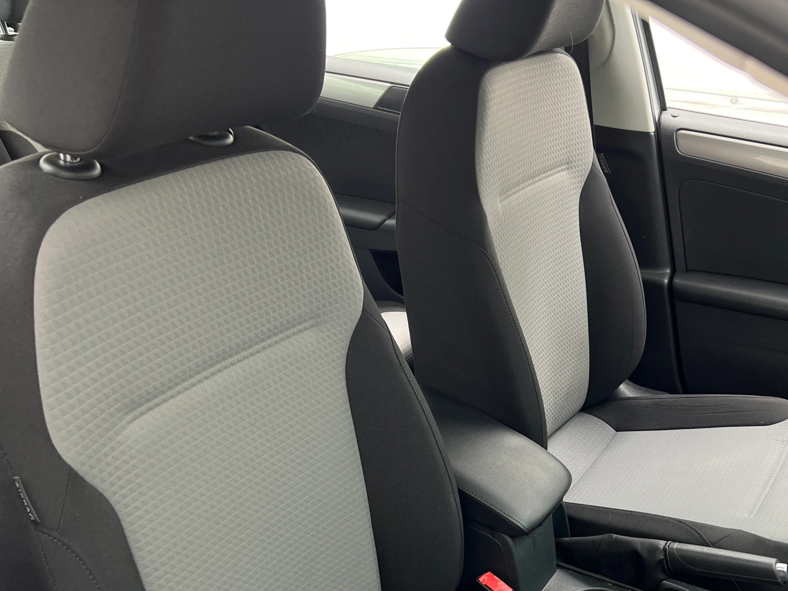 2017 Volkswagen Jetta S 2