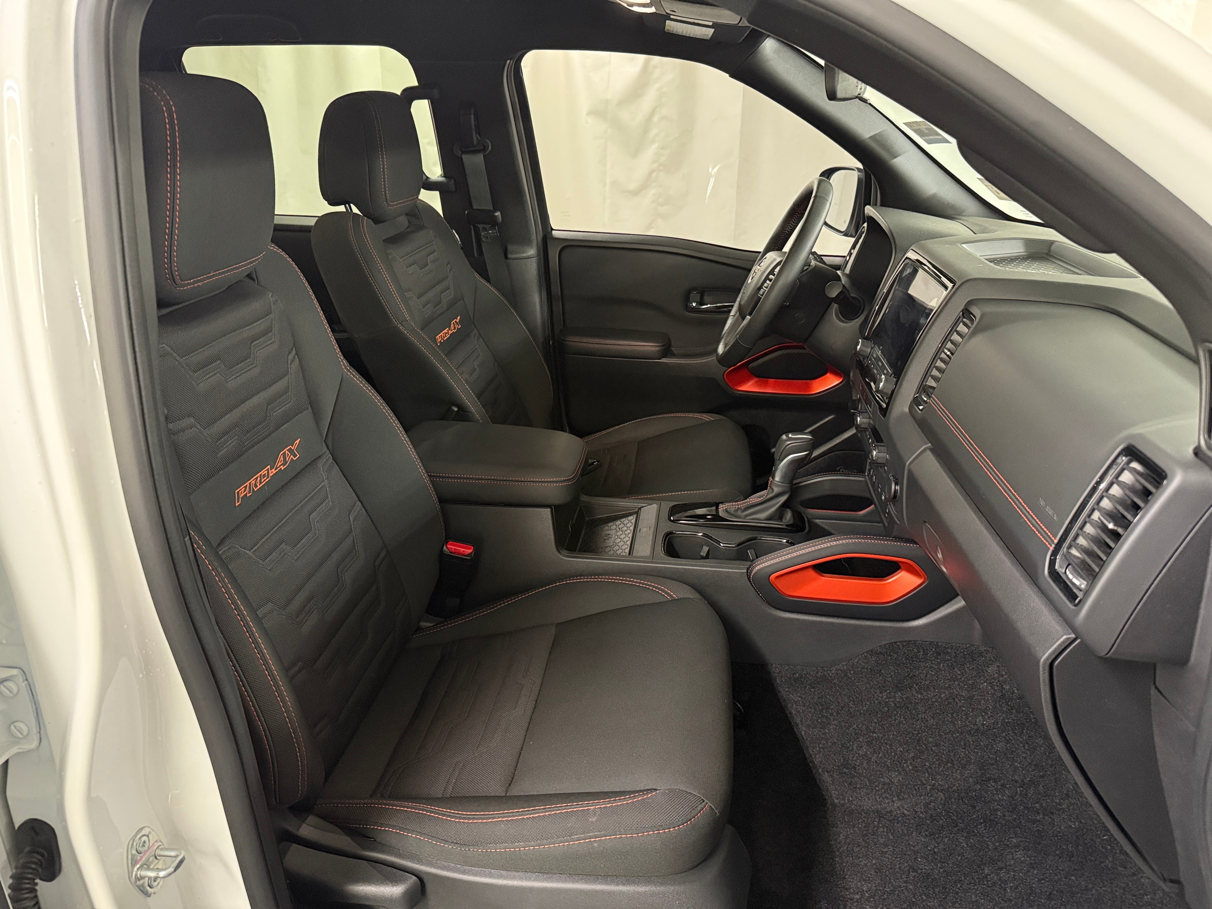 2023 Nissan Frontier PRO-4X 2