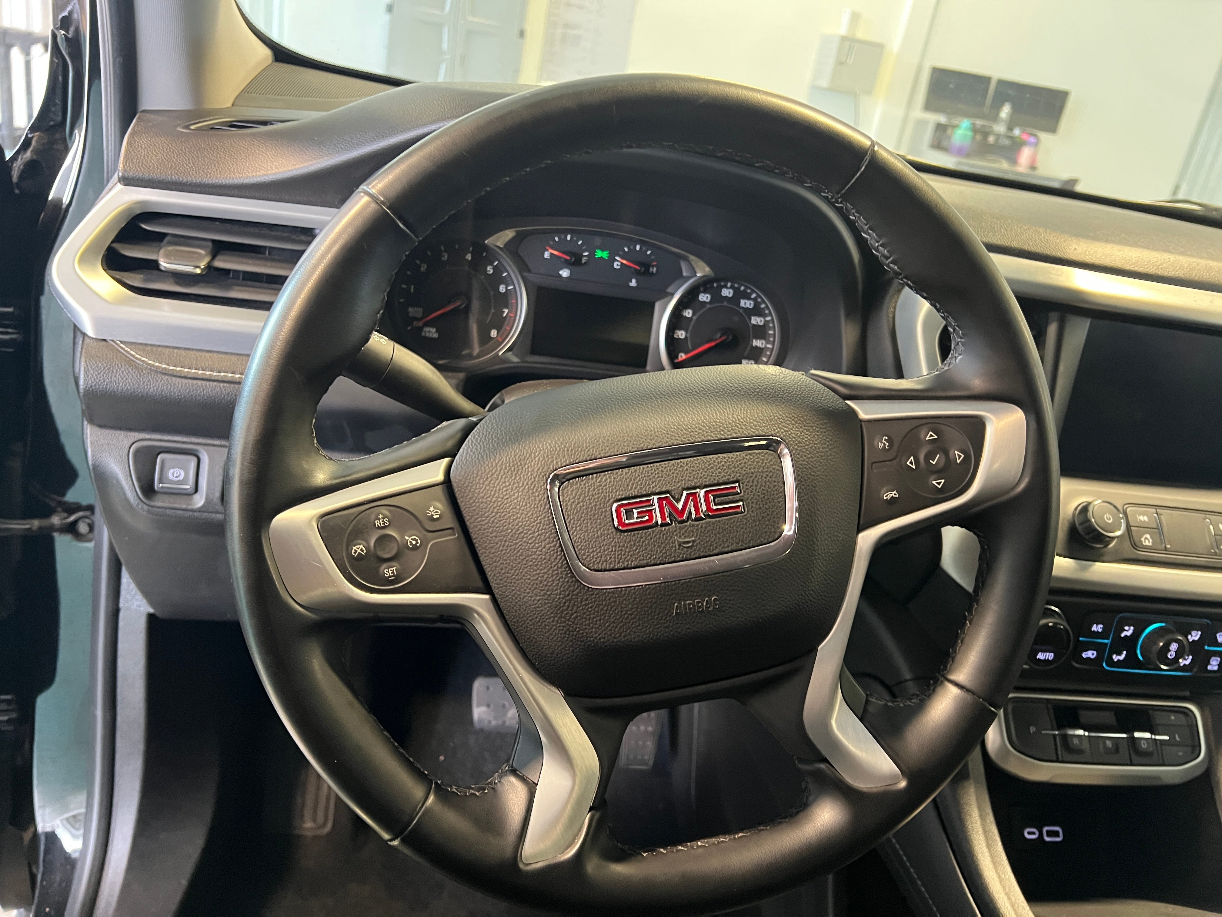2023 GMC Acadia SLT 4