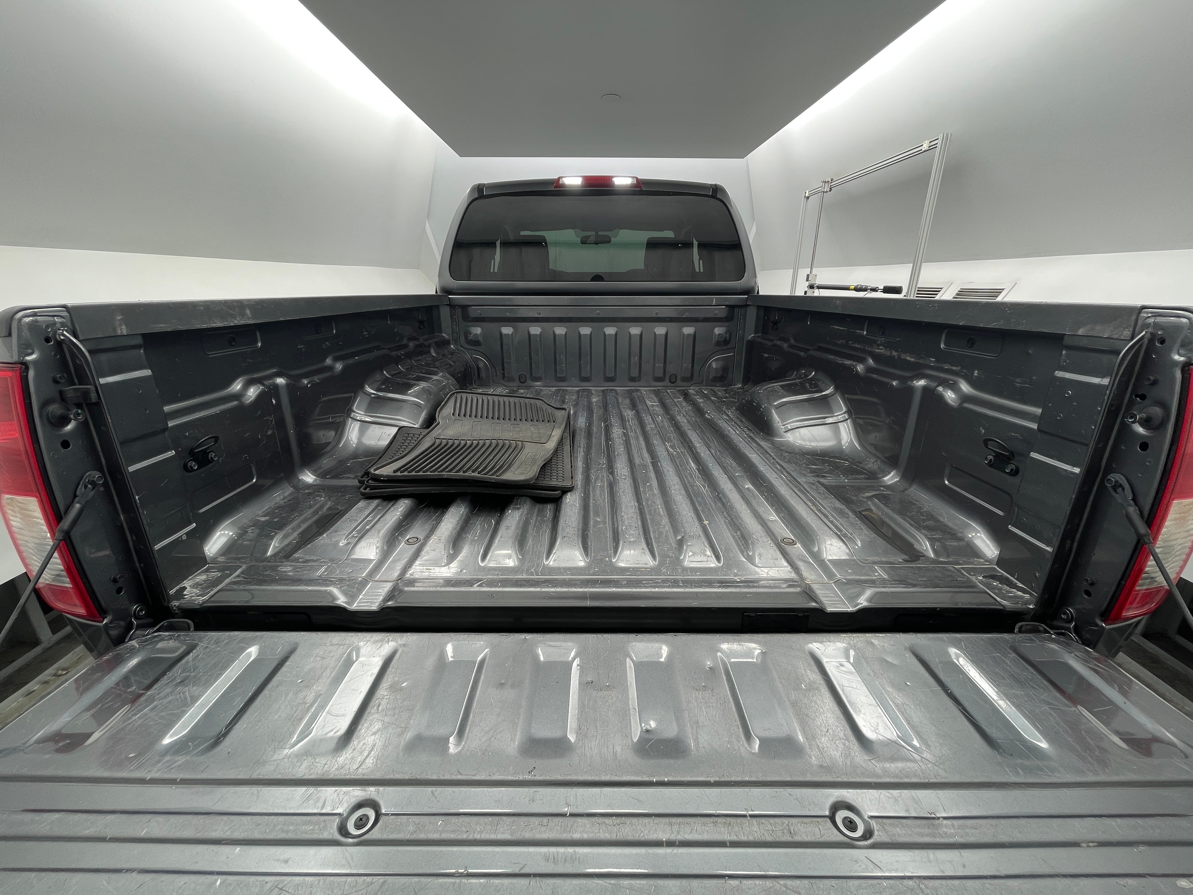 2016 Nissan Frontier SV 7