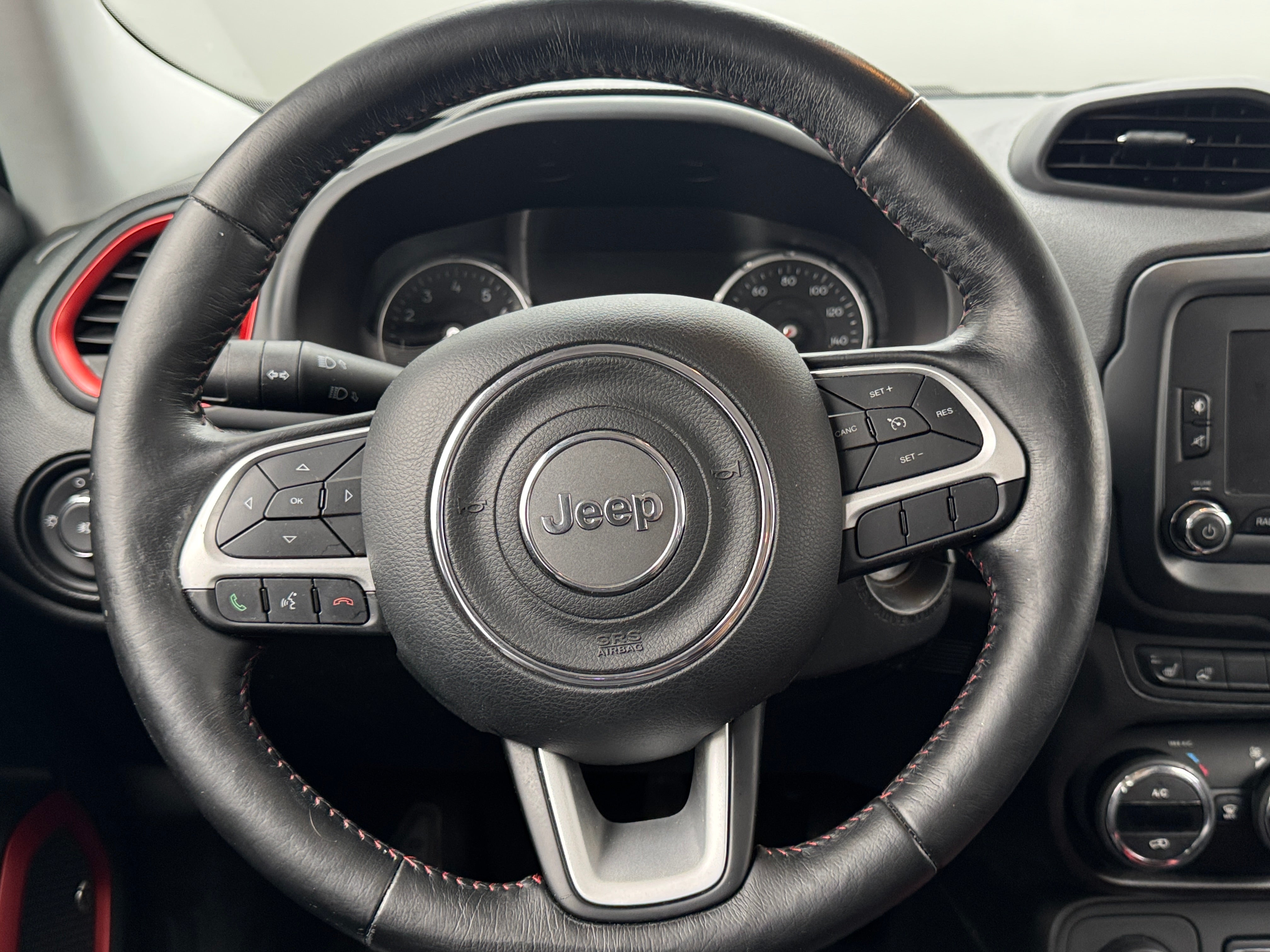 2017 Jeep Renegade Trailhawk 4