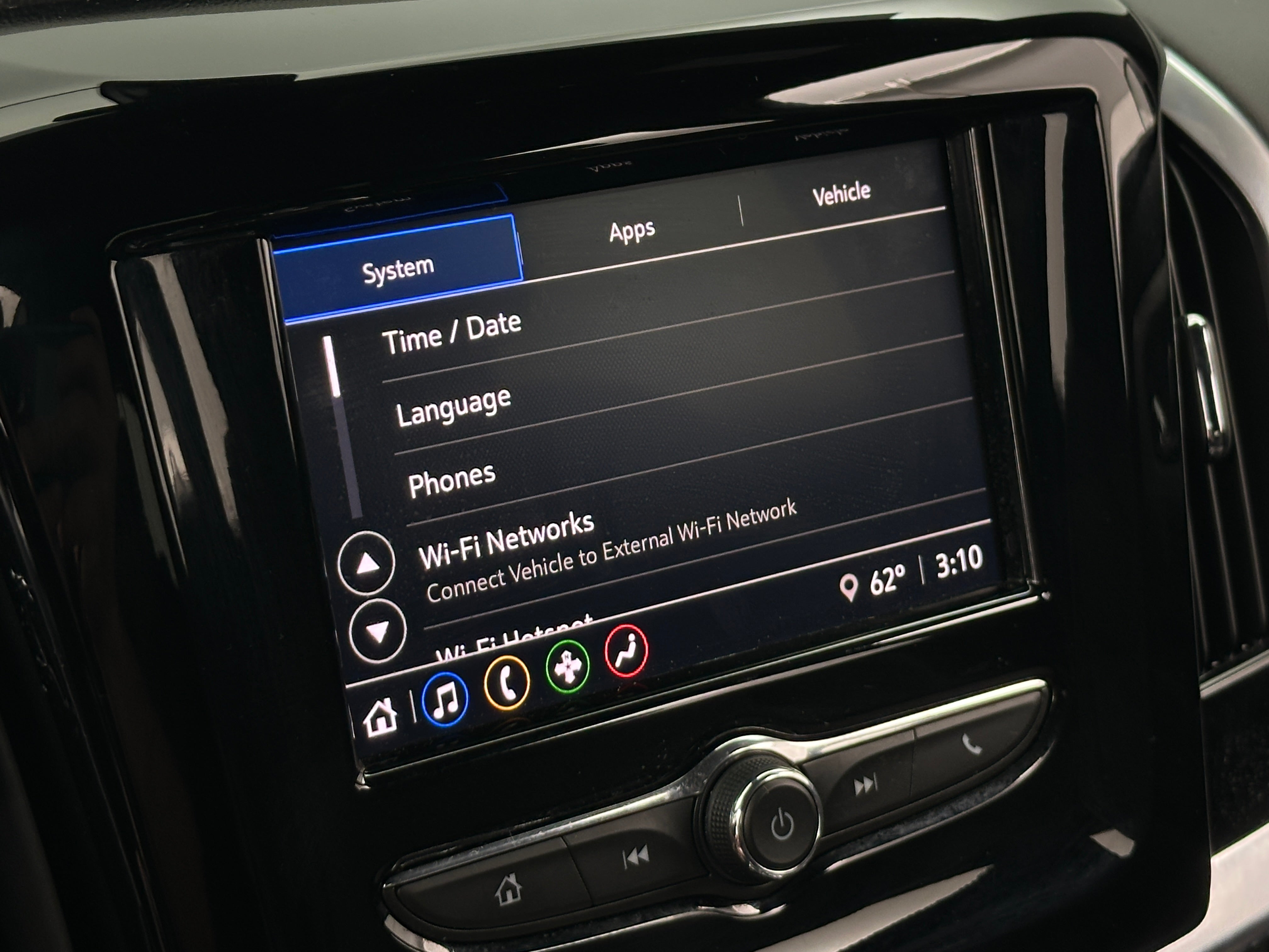 2022 Chevrolet Traverse LT 4